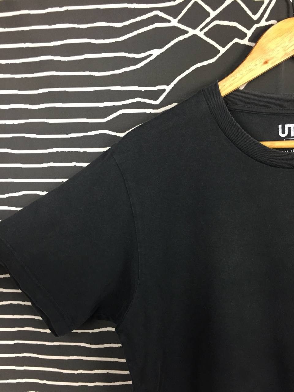 Keith Haring Uniqlo X Keith Haring Nothing Is An End Quote Pop Art Tee Size US L / EU 52-54 / 3 - 7 Thumbnail