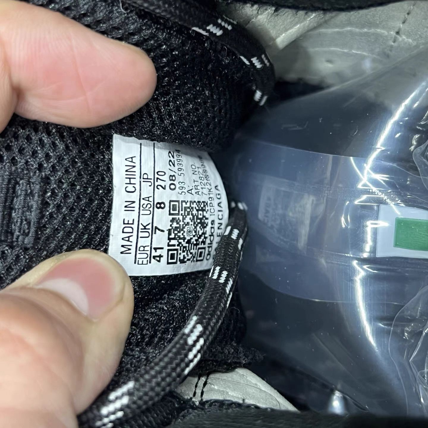 Balenciaga Balenciaga x Adidas Triple S Sneaker K15 Size US 8 / EU 41 - 7 Thumbnail