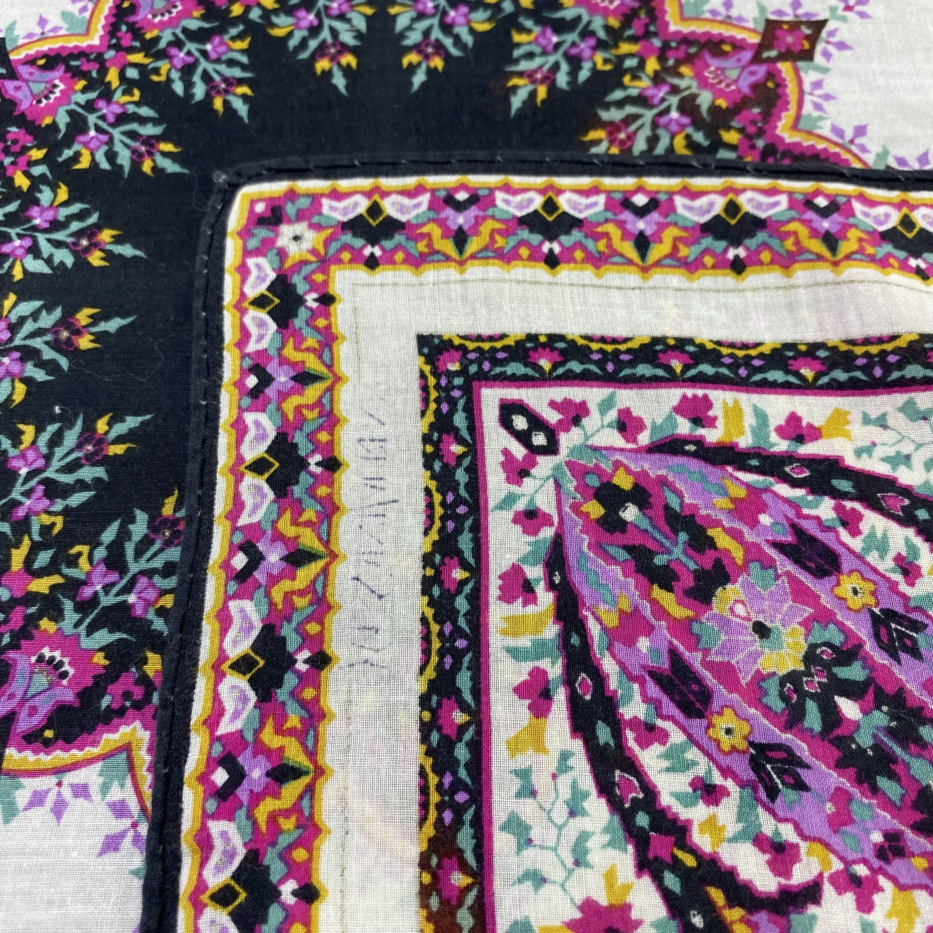 Yves Saint Laurent Yves Saint Laurent Handkerchief Neckerchief Bandana-B2012 Size ONE SIZE - 6 Thumbnail