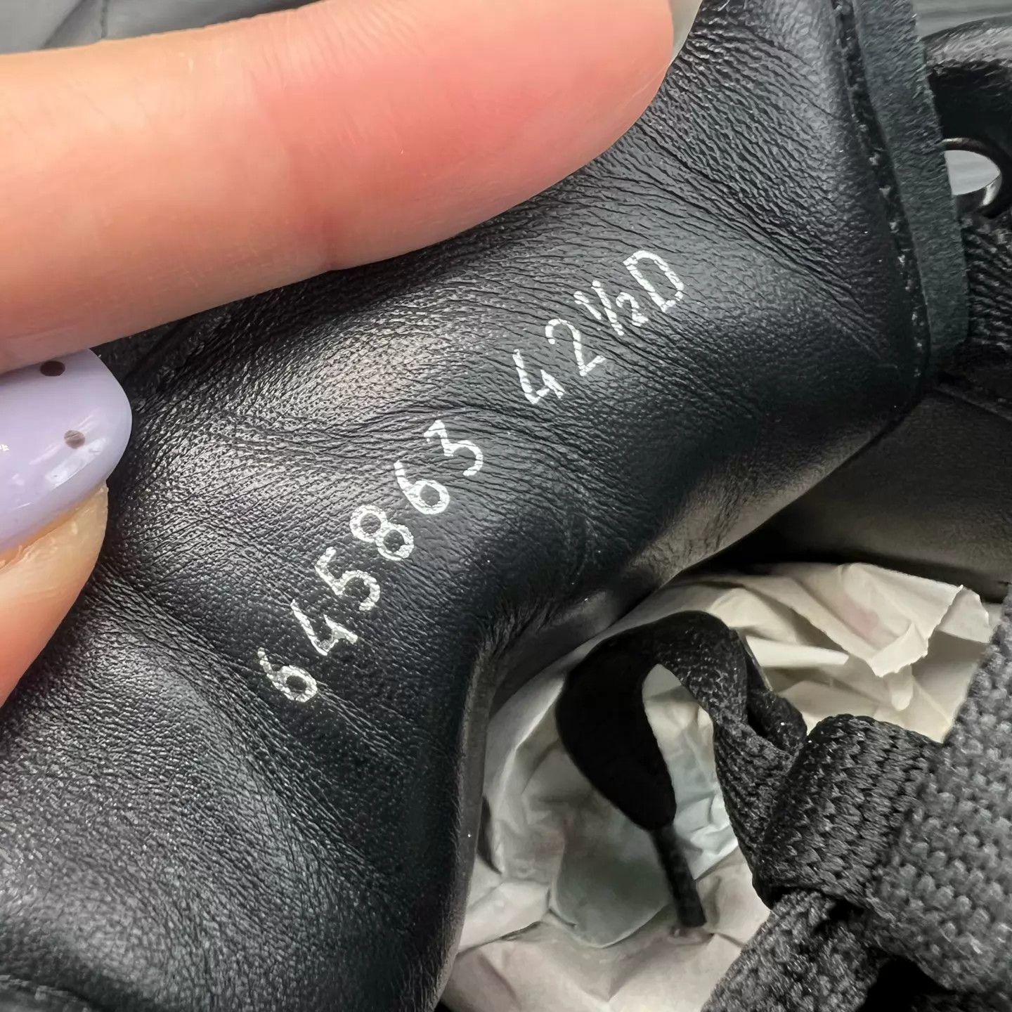Alexander McQueen McQueen color blocked black and white jacket 42.5 Size US 9.5 / EU 42-43 - 8 Thumbnail