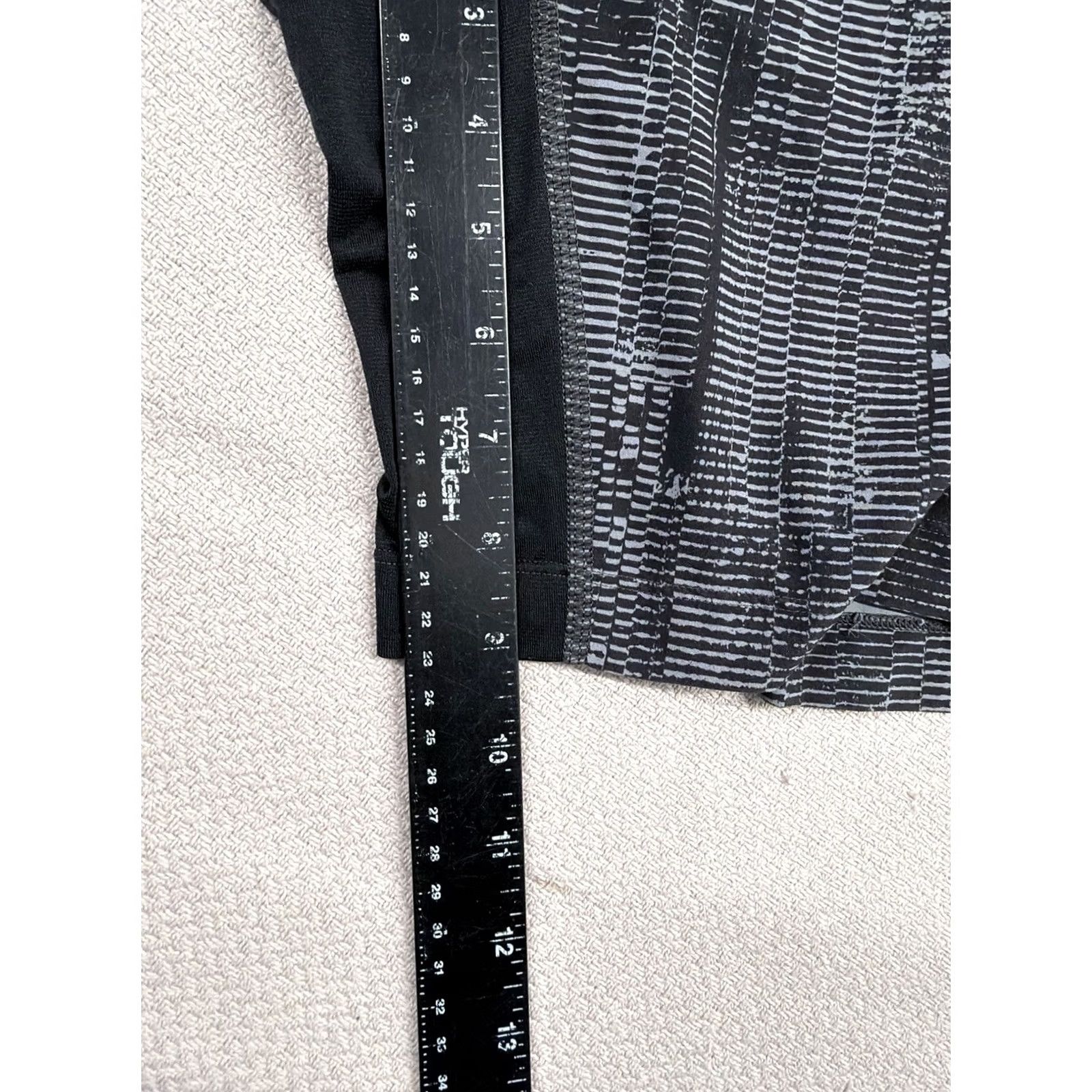 Lululemon VINTAGE? No. Size US 29 - 6 Thumbnail