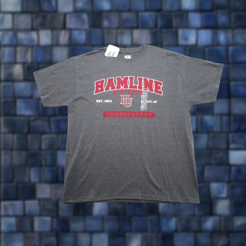 Russell Athletic VINTAGE Hamline University Grandparent Russell Athletic T-Shirt NCAA Adult XL NEW Gray University Russell Athletic T-Shirt Mens XL New Size US XL / EU 56 / 4 - 1 Thumbnail