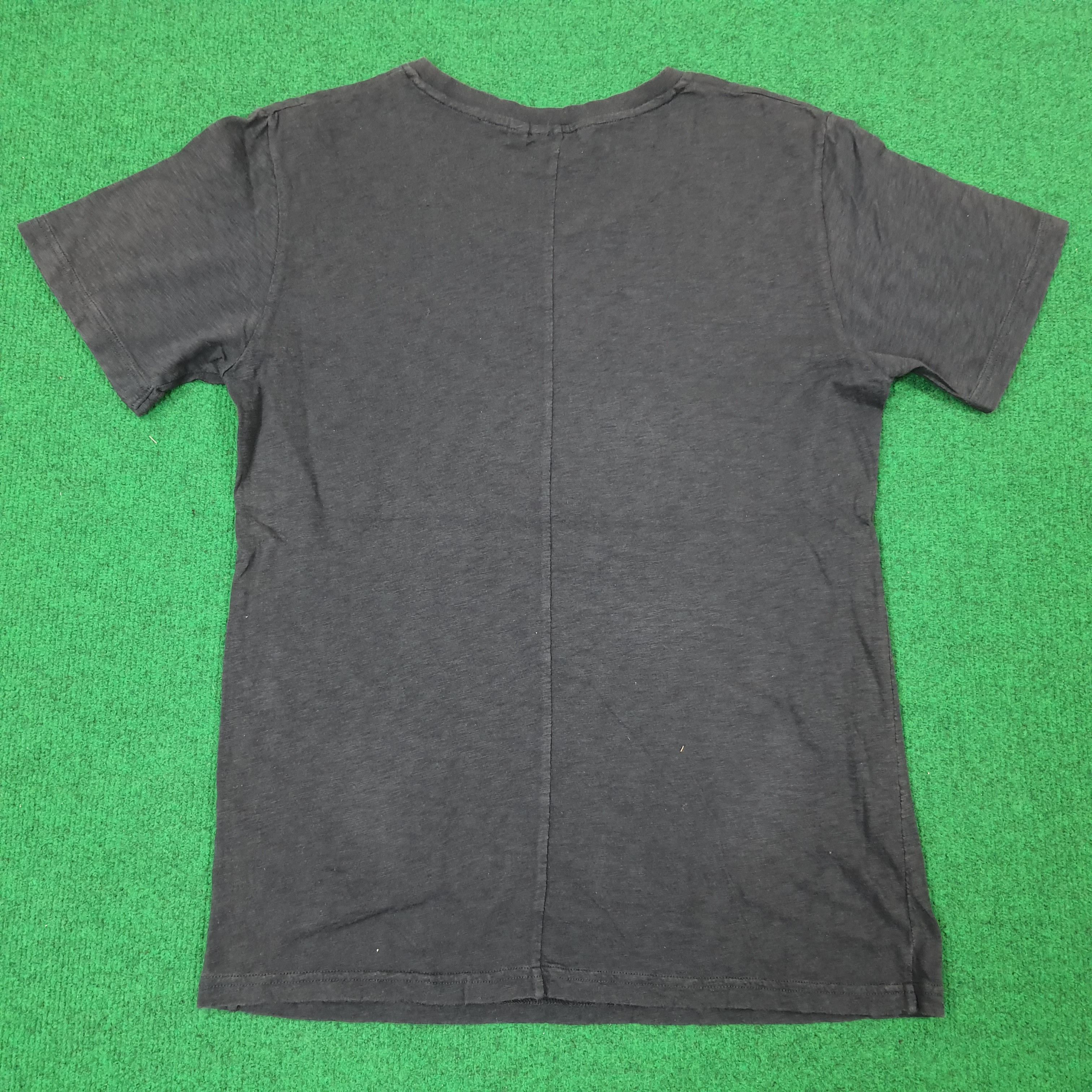 Undercover × Vintage Vintage Uniqlo x Undercover Japanese Brand tshirt C219N61 Size US M / EU 48-50 / 2 - 3 Thumbnail
