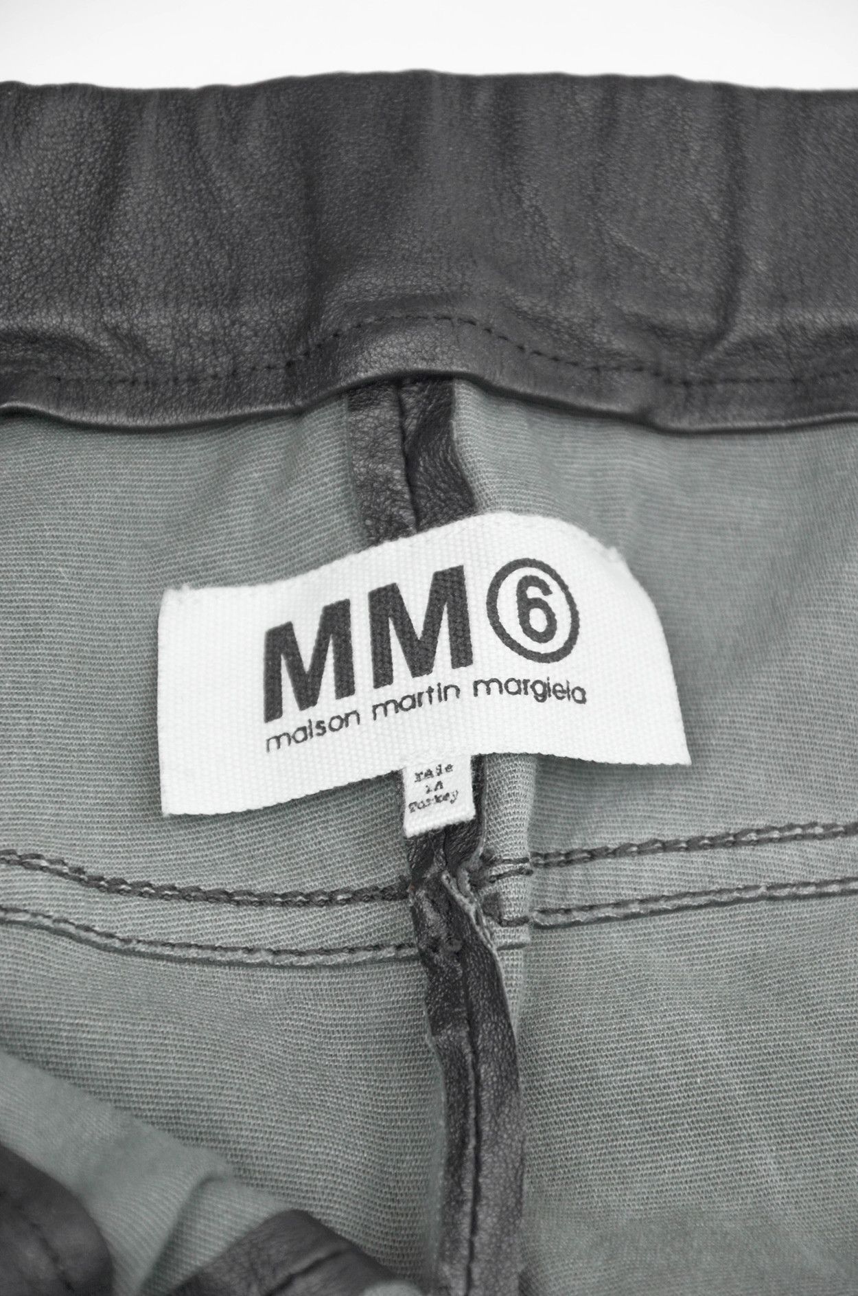 Maison Margiela MM6 Maison Margiela Unisex Faux Leather Pants – Size 44 Size 30" / US 8 / IT 44 - 5 Thumbnail