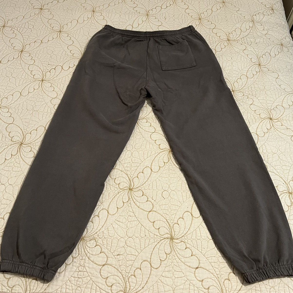 Sp5der Young Thug SP5DER WAIT WEB SWEATPANTS SIZE LARGE Size US 34 / EU 50 - 8 Thumbnail