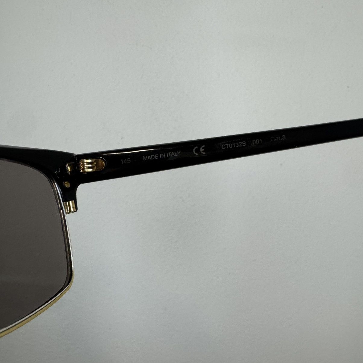 Cartier Cartier Black sunglasses with gold accents Size ONE SIZE - 6 Thumbnail