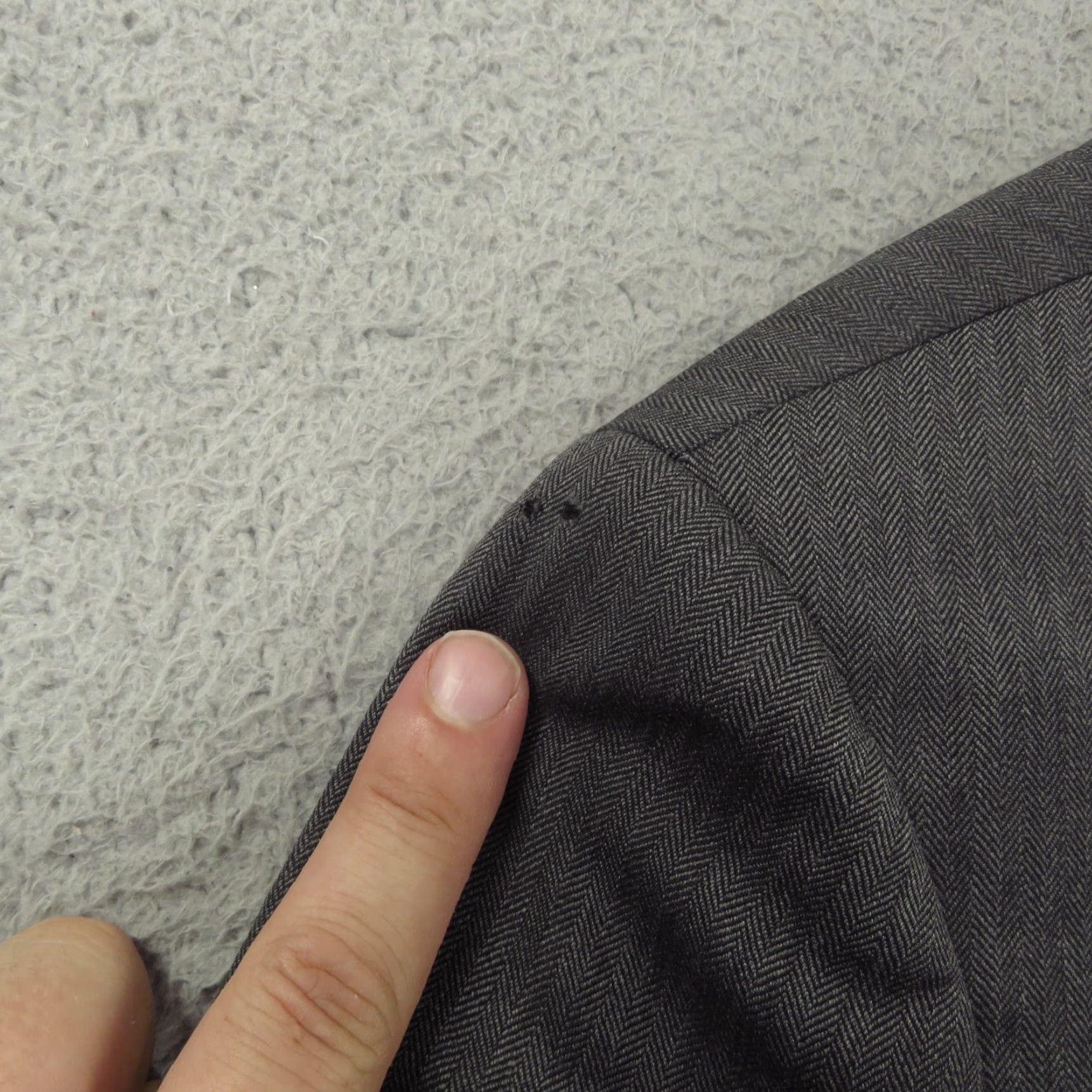 J.Crew J. Crew Jacket Men 42L Ludlow Charcoal Herringbone Italian Wool Blazer Sport Coat Size 42R - 5 Thumbnail