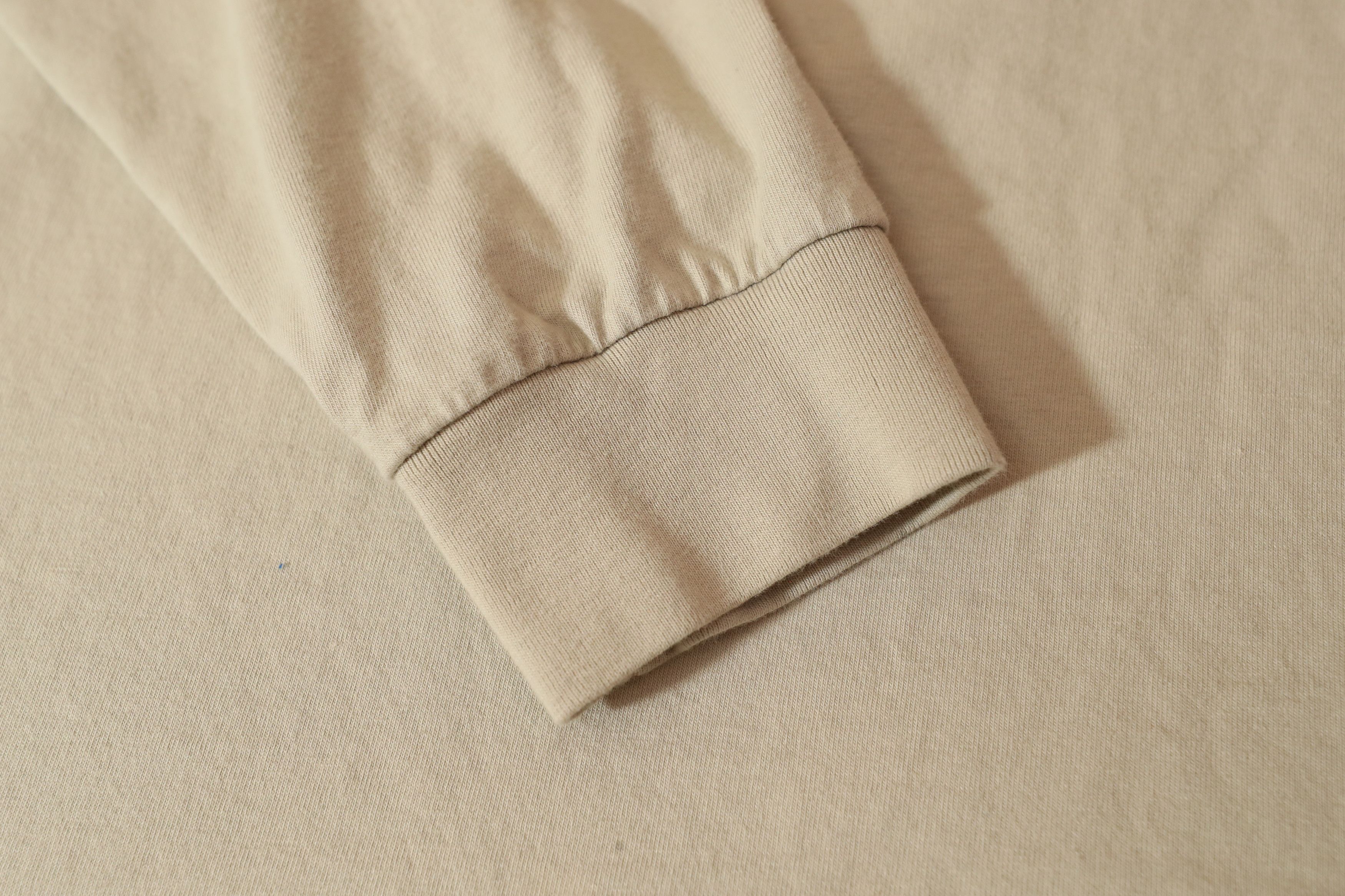 Fear of God Fear of God Essentials Mockneck Logo Tee (S) Size US S / EU 44-46 / 1 - 6 Thumbnail