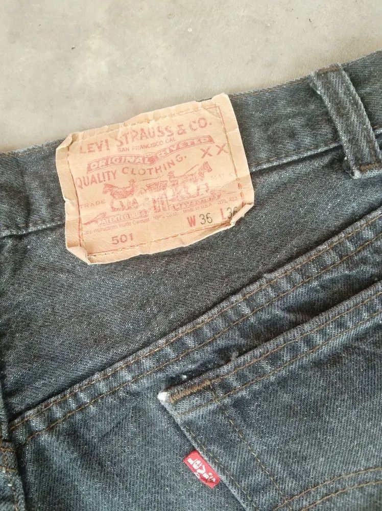 Levi's 80s Vintage Levi's 501 Black Made In USA Jeans 36x36 Size US 36 / EU 52 - 7 Thumbnail