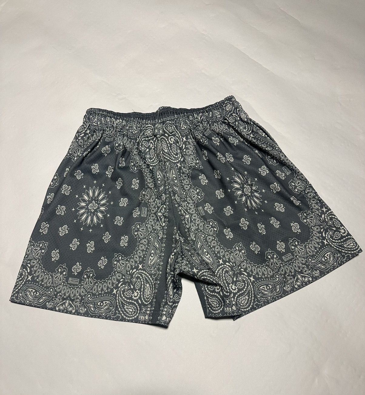 Bravest Studios Grey Paisley Bravest Studios Shorts Size US 34 / EU 50 - 3 Thumbnail