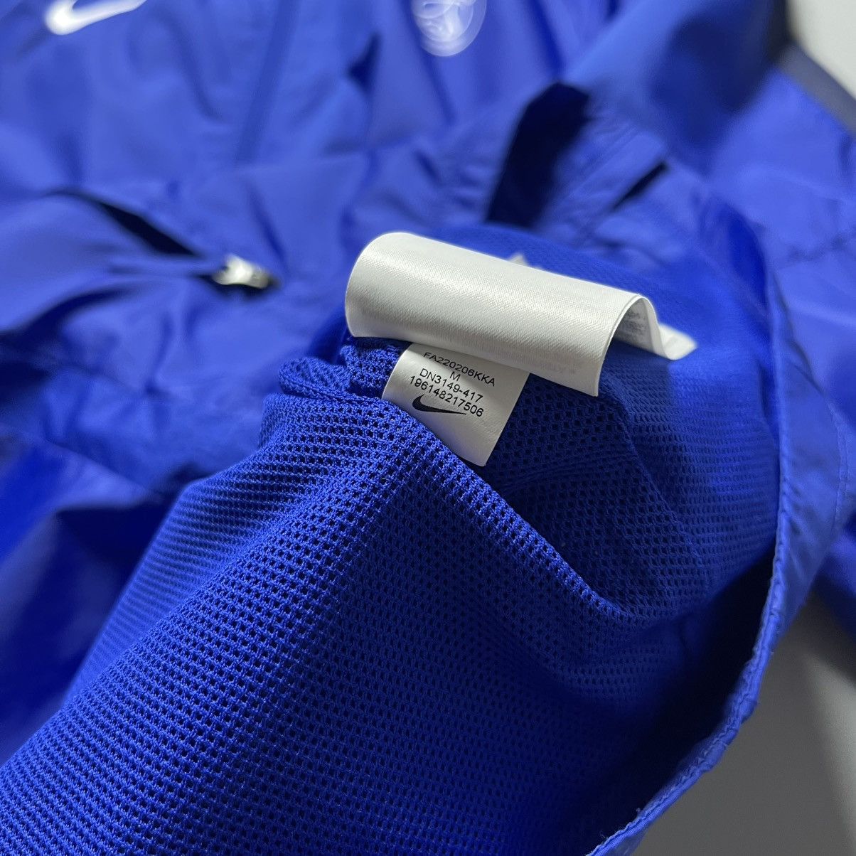 Nike PSG NIKE 2022/2023 FOOTBALL SOCCER REPEL ACADEMY JACKET Size US M / EU 48-50 / 2 - 11 Thumbnail