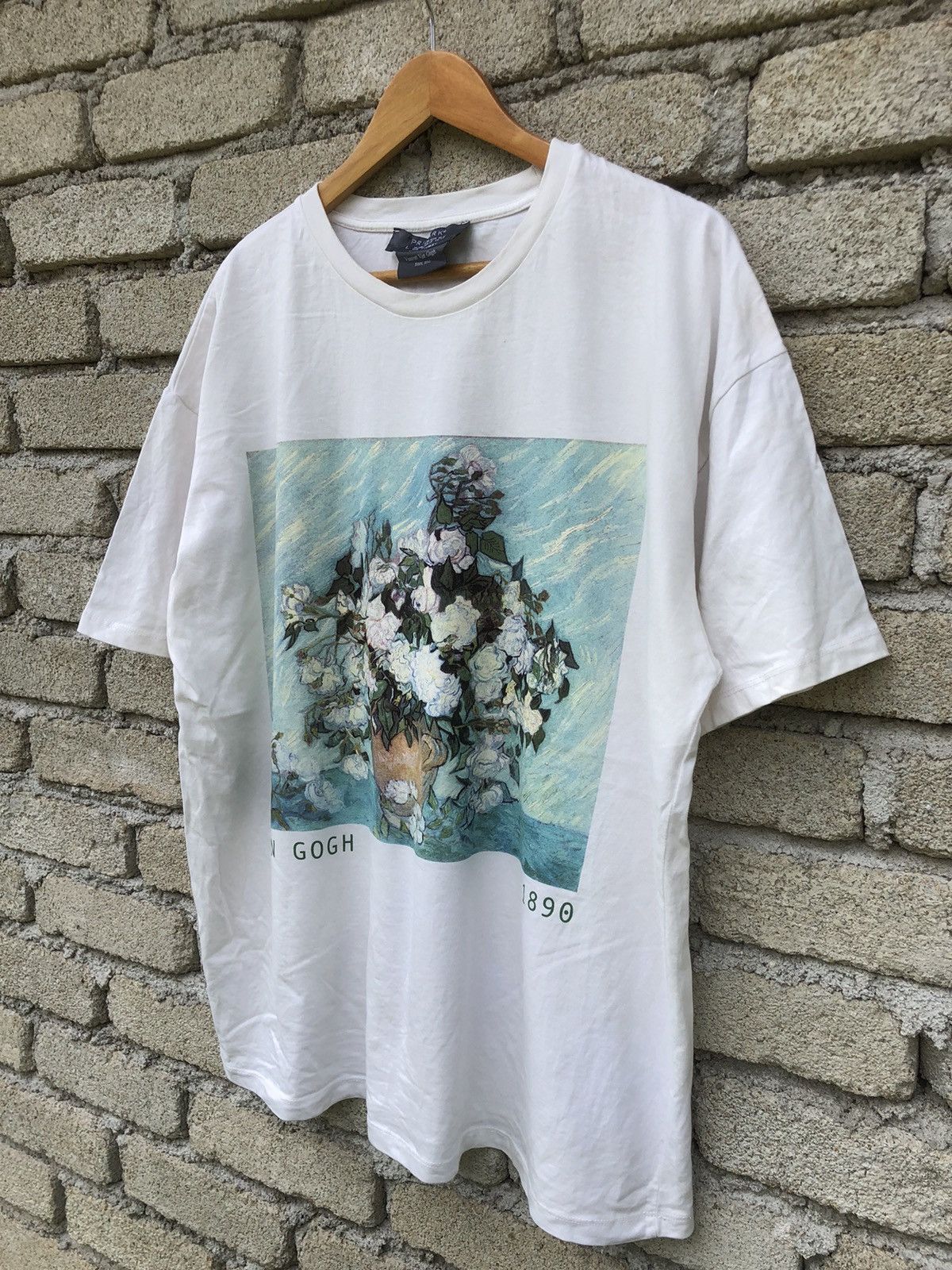 Vintage Vintage Primark X Vincent Van Gogh Roses 1980 Art Tshirt Size US XL / EU 56 / 4 - 4 Thumbnail