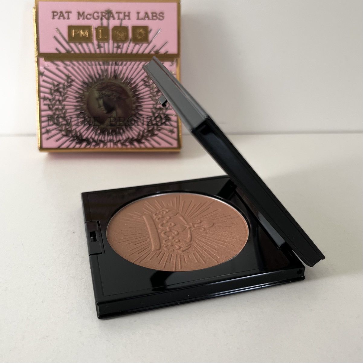 Other Pat McGrath labs shimmery divine bronzer made in Italy Size ONE SIZE - 12 Thumbnail