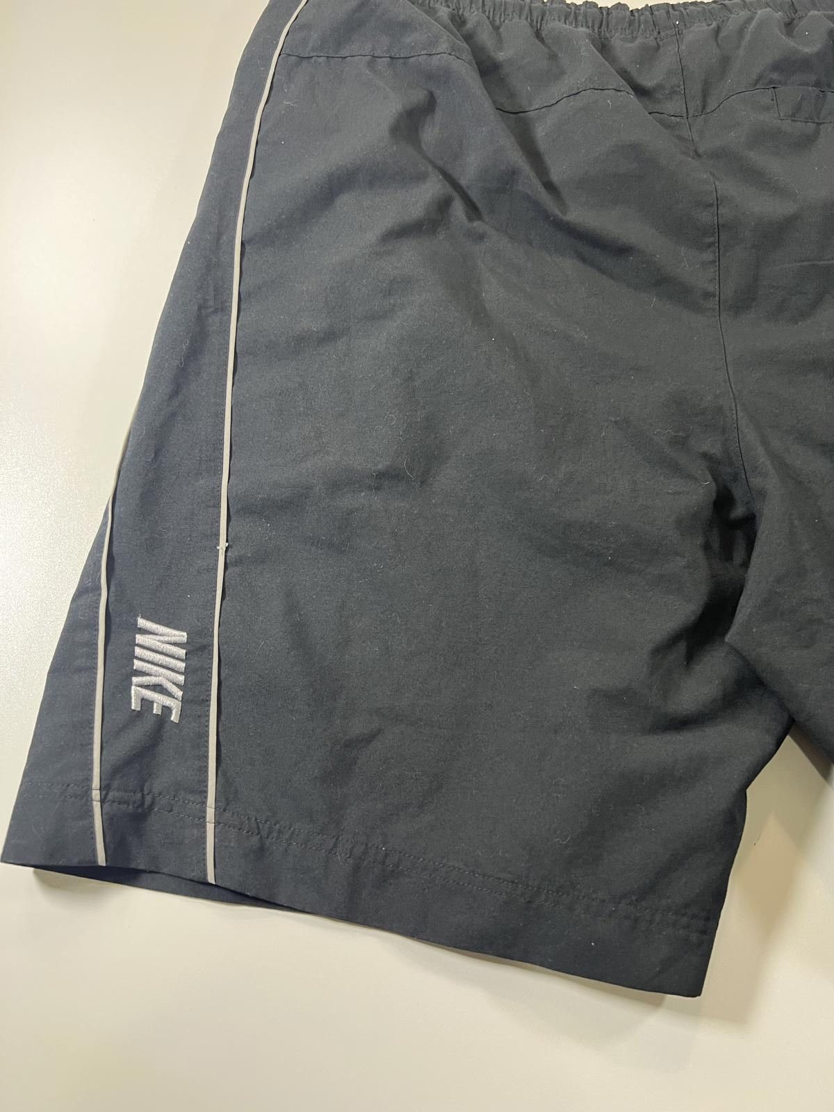 Nike Nike Black Athletic Shorts with White Piping Size US 36 / EU 52 - 10 Thumbnail