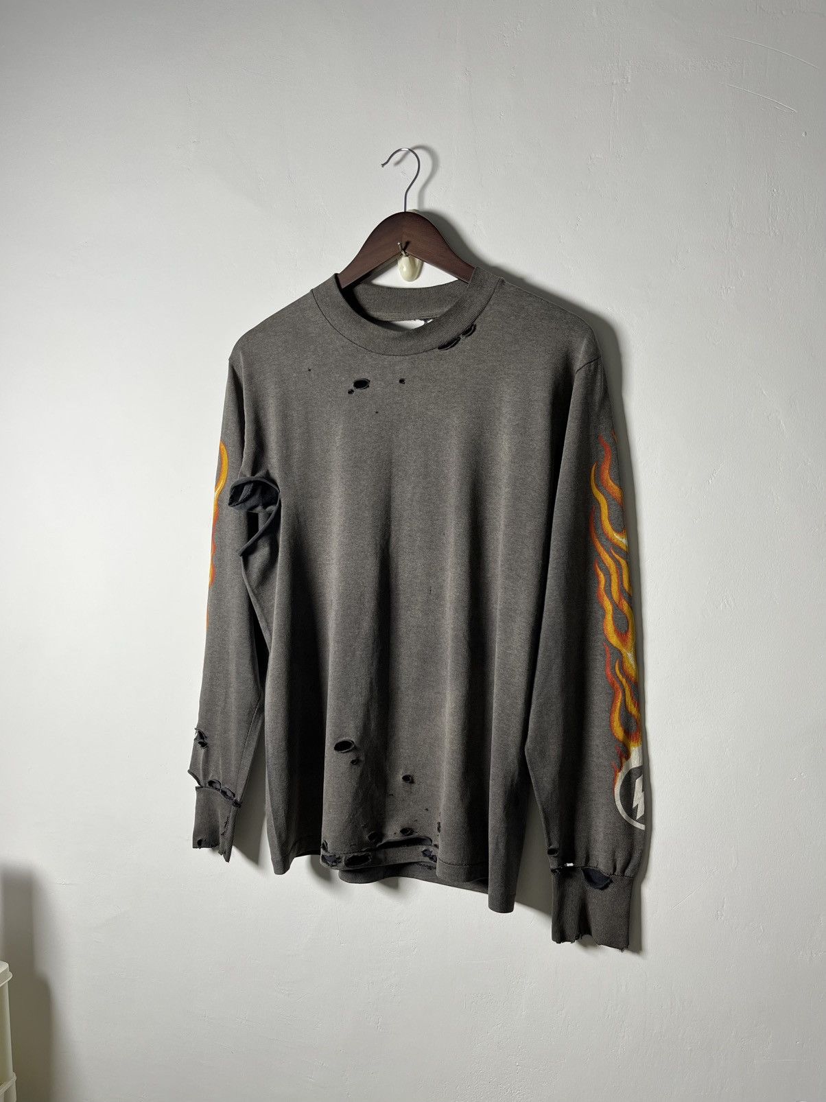 Vintage Vintage Thrashed Sun Faded Flames Longsleeve Size US M / EU 48-50 / 2 - 3 Thumbnail