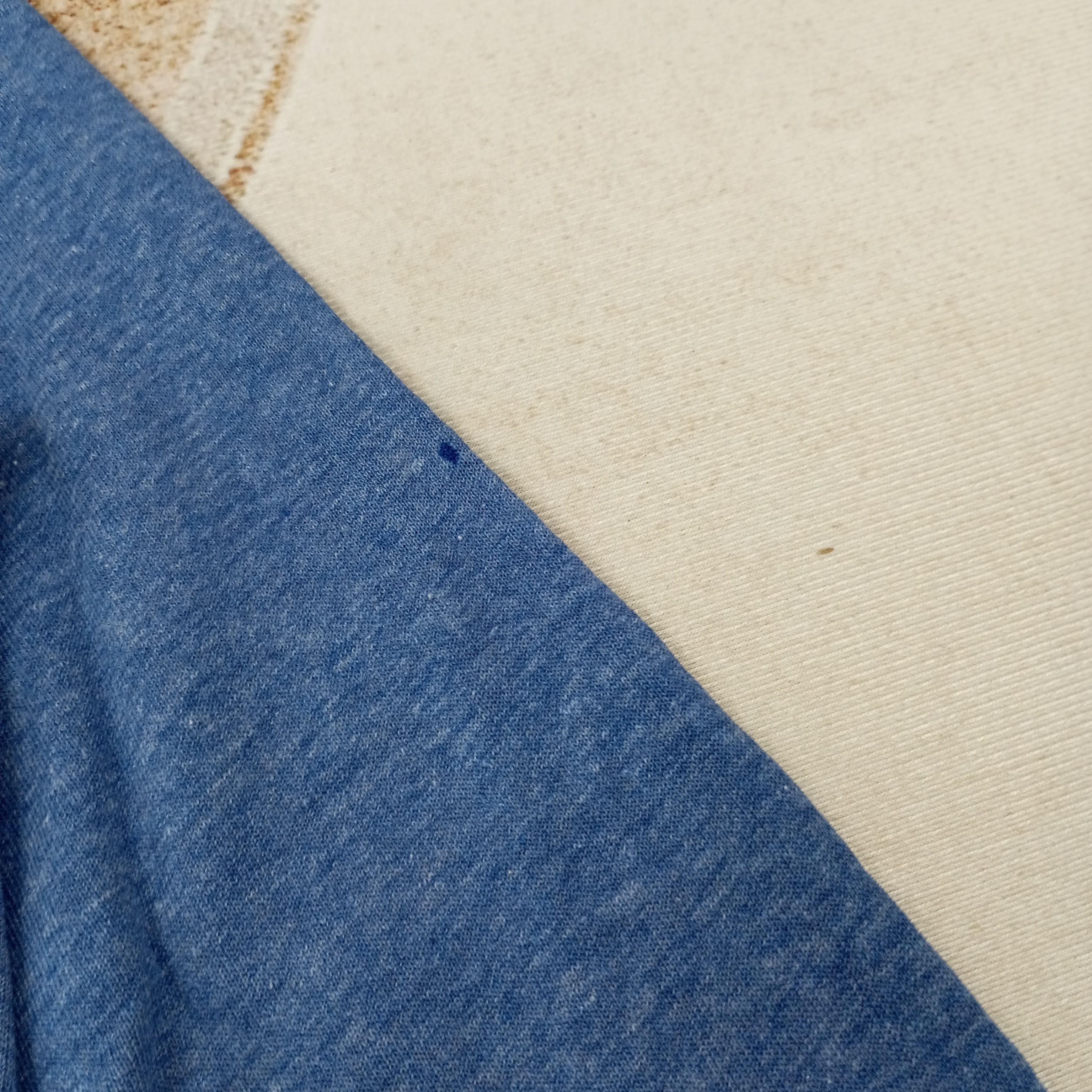 Vintage The Tale of Peter Rabbit Sweatshirt c232n13 Size US S / EU 44-46 / 1 - 5 Thumbnail