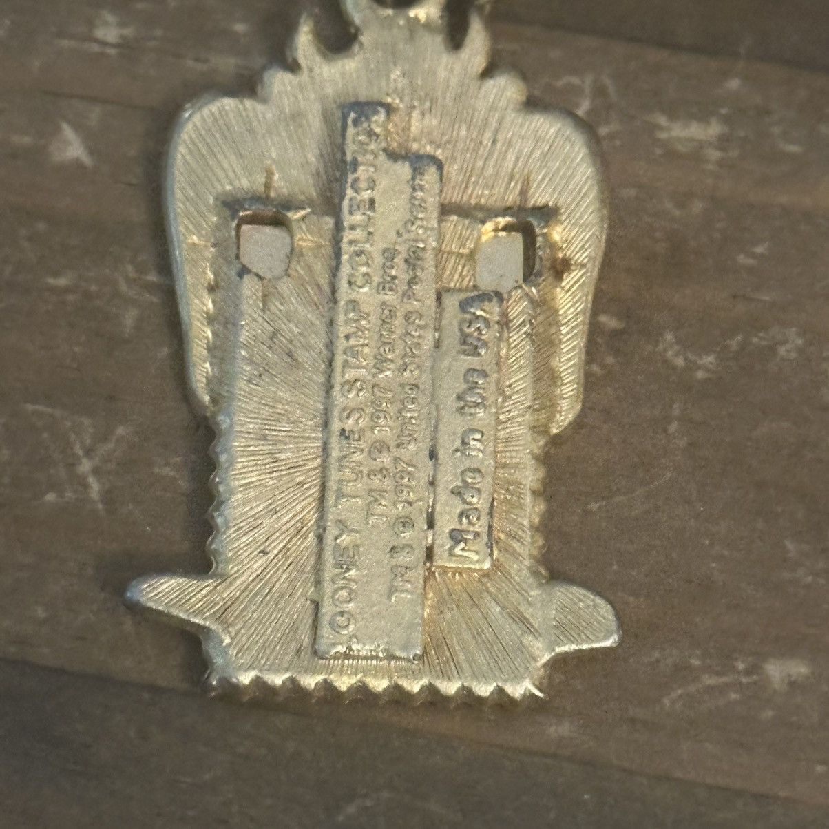 Vintage Vintage Tasmanian Devil Bugs Bunny stamp pendant necklace Size ONE SIZE - 4 Thumbnail