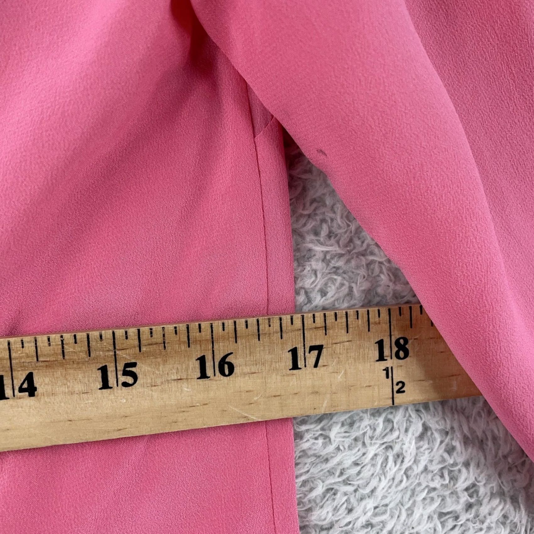 Trina Turk Trina Turk Blouse Womens XS Pink Solid Silk Regular Fit Long Sleeve V Neck Top Size XS / US 0-2 / IT 36-38 - 5 Thumbnail