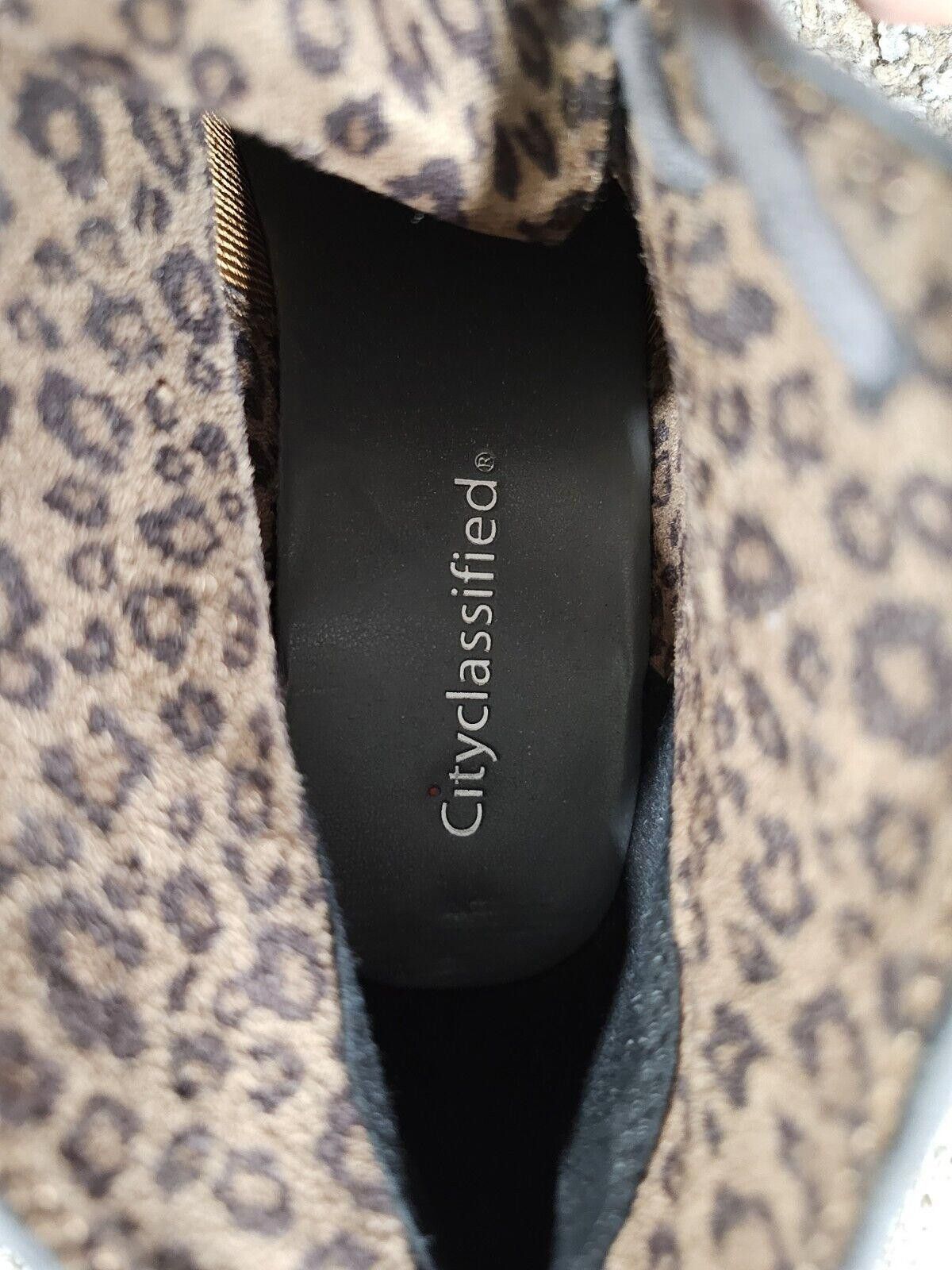Designer City Classified Womens Hidden Wedge Suede Shoes Gray Leopard Size US 8 / IT 38 - 4 Thumbnail