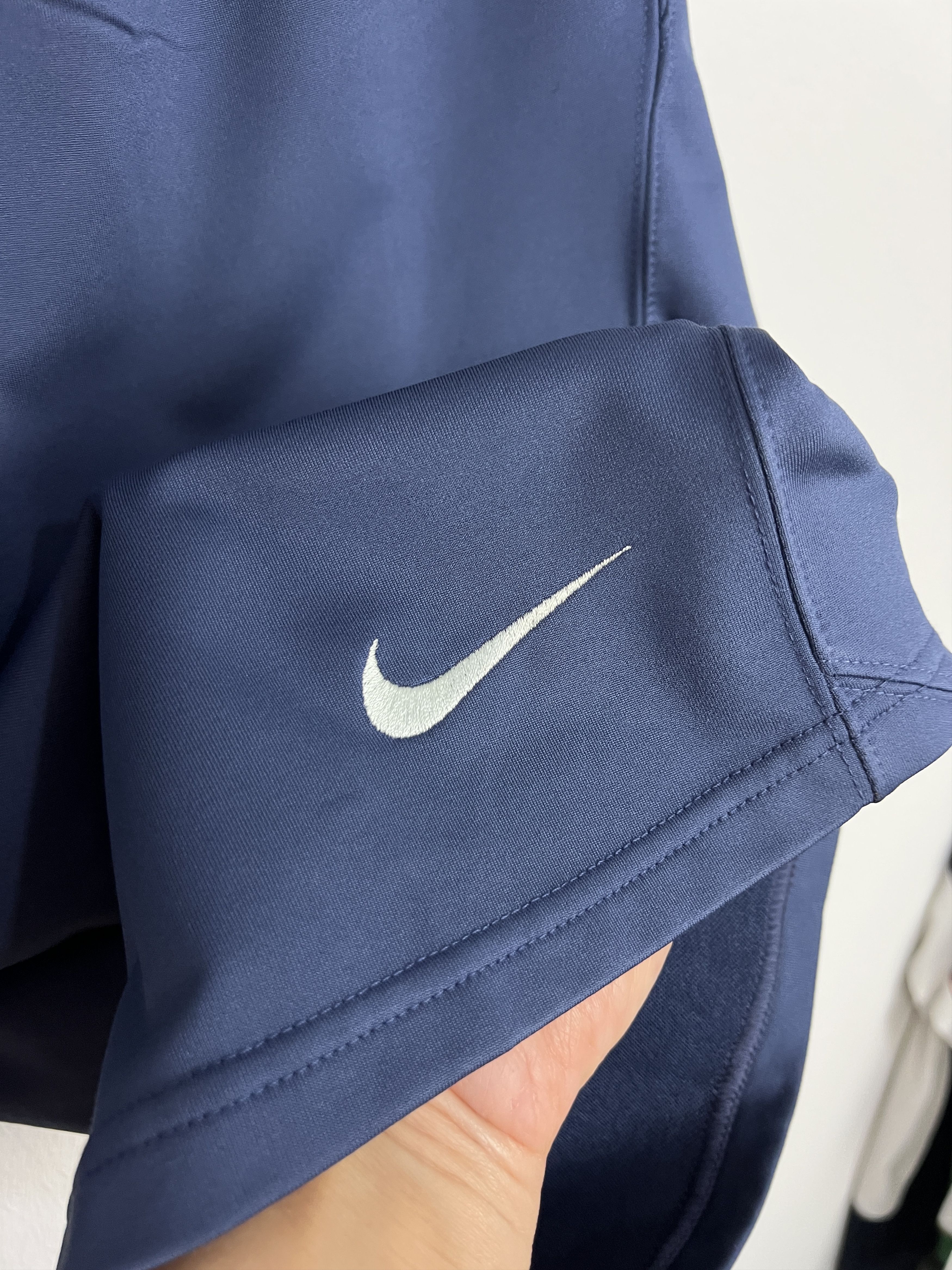 Nike Vintage Nike Croatia Football Train Shorts Pre Match XL Size US 36 / EU 52 - 4 Thumbnail