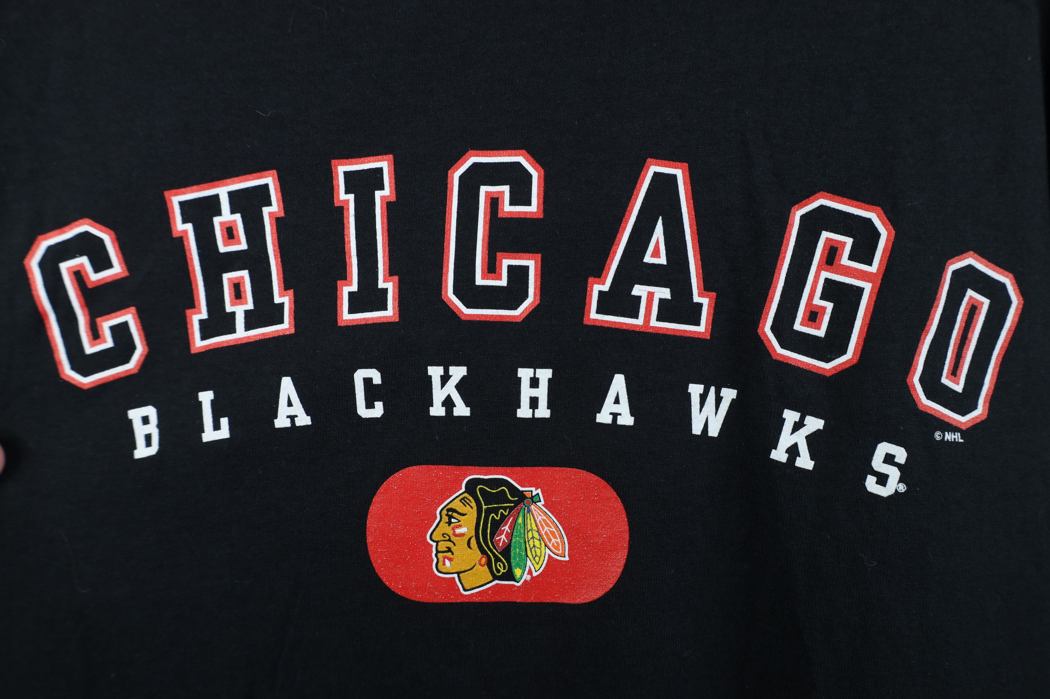 Vintage Vintage 90s Chicago Blackhawks Hockey Long Sleeve T-Shirt Size US M / EU 48-50 / 2 - 4 Thumbnail