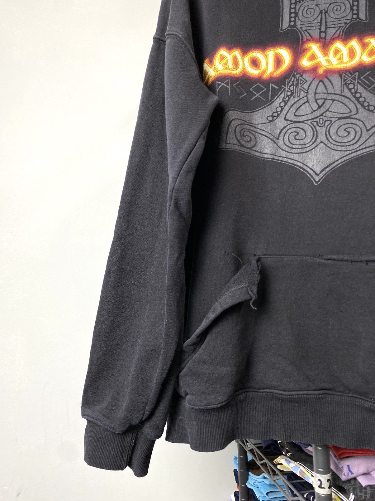Band Tees Vintage 2000’s Amon Amarth Band Hoodie Size US L / EU 52-54 / 3 - 4 Thumbnail