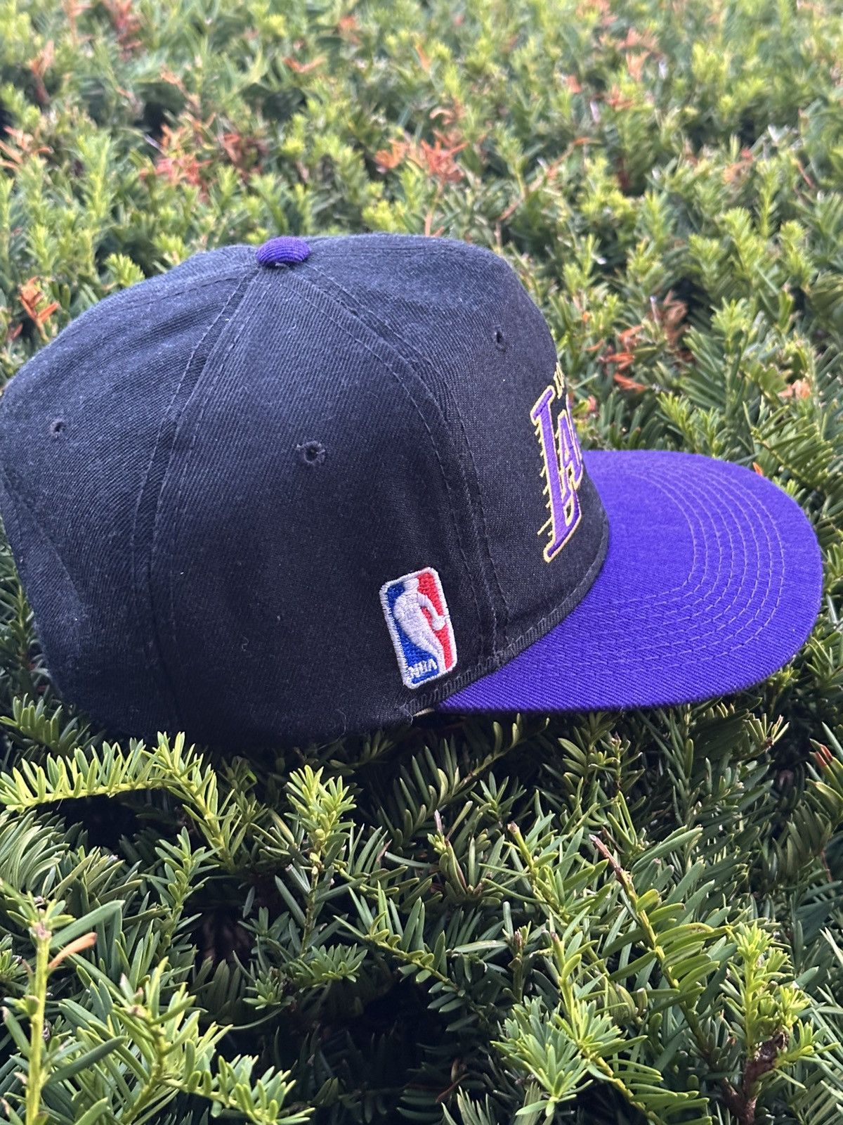 Sports Specialties 90s Los angeles lakers SCRIPT by sports specialties NBA Size ONE SIZE - 10 Thumbnail