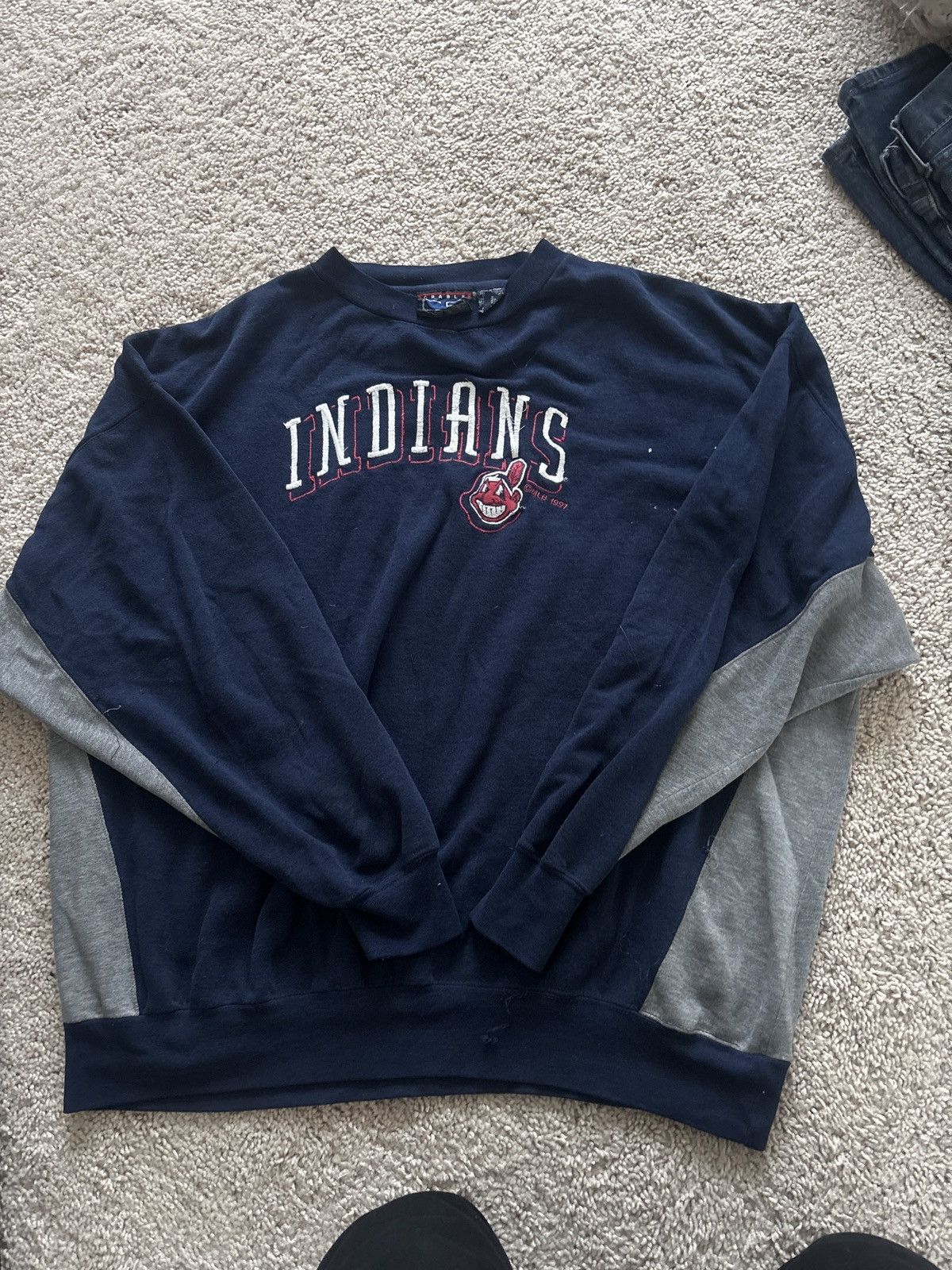 Vintage Two Tone Vintage Indians Sweater Size US XL / EU 56 / 4 - 4 Thumbnail
