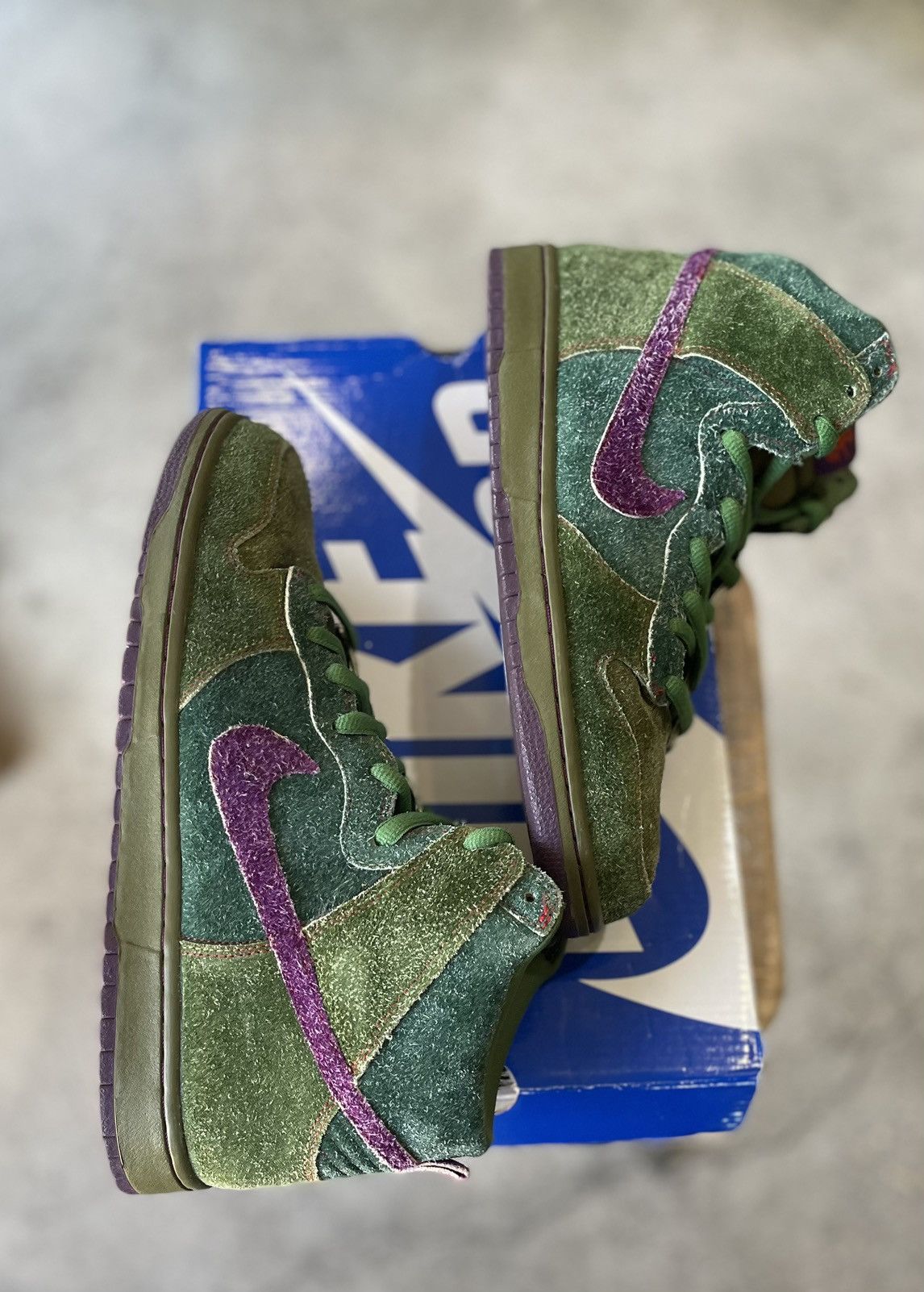 Nike Nike SB Dunk High Skunk 420 Size US 11 / EU 44 - 8 Thumbnail