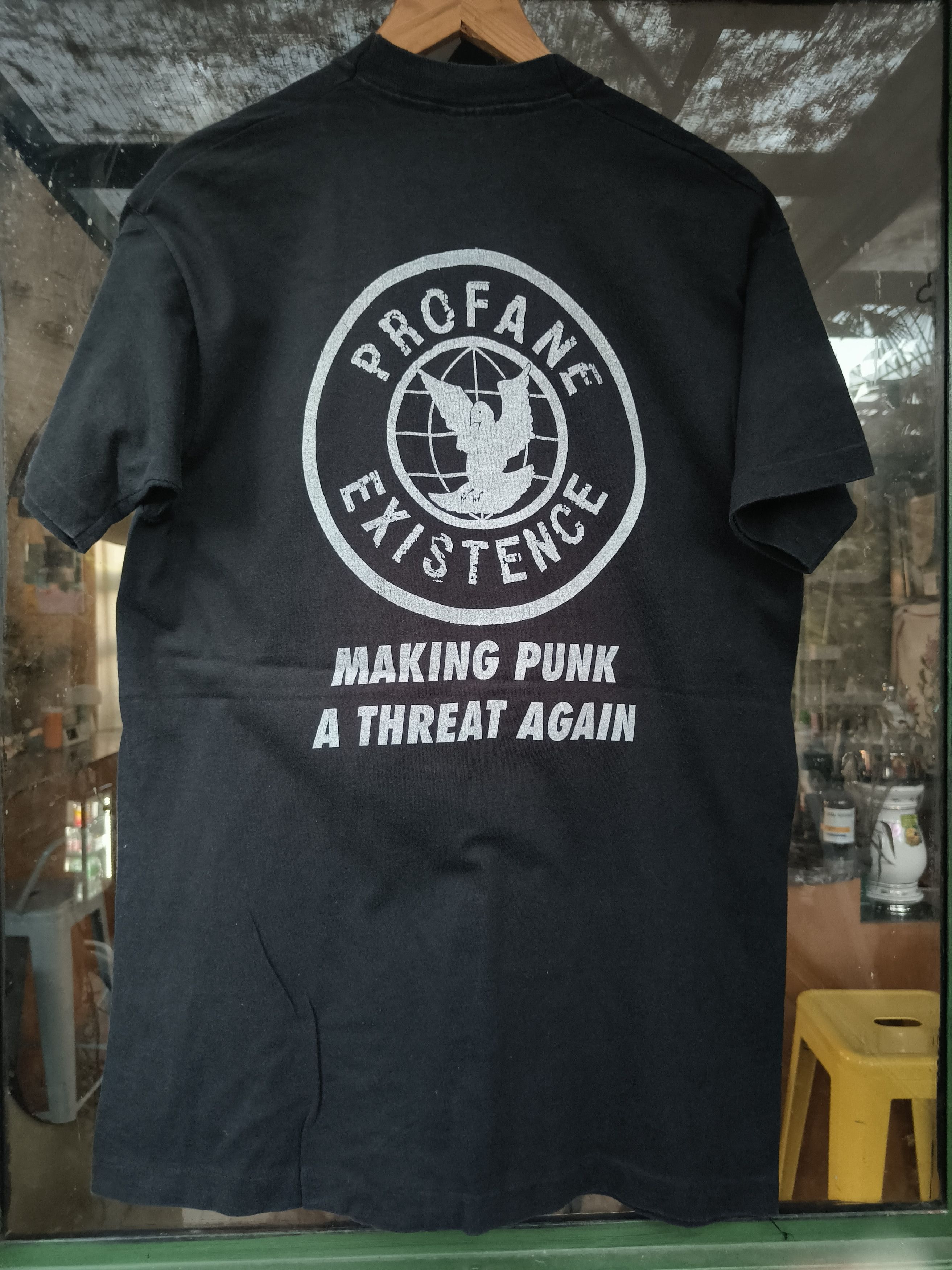 Band Tees Vintage 90s Resist (Liberation) shirt Size US L / EU 52-54 / 3 - 3 Thumbnail