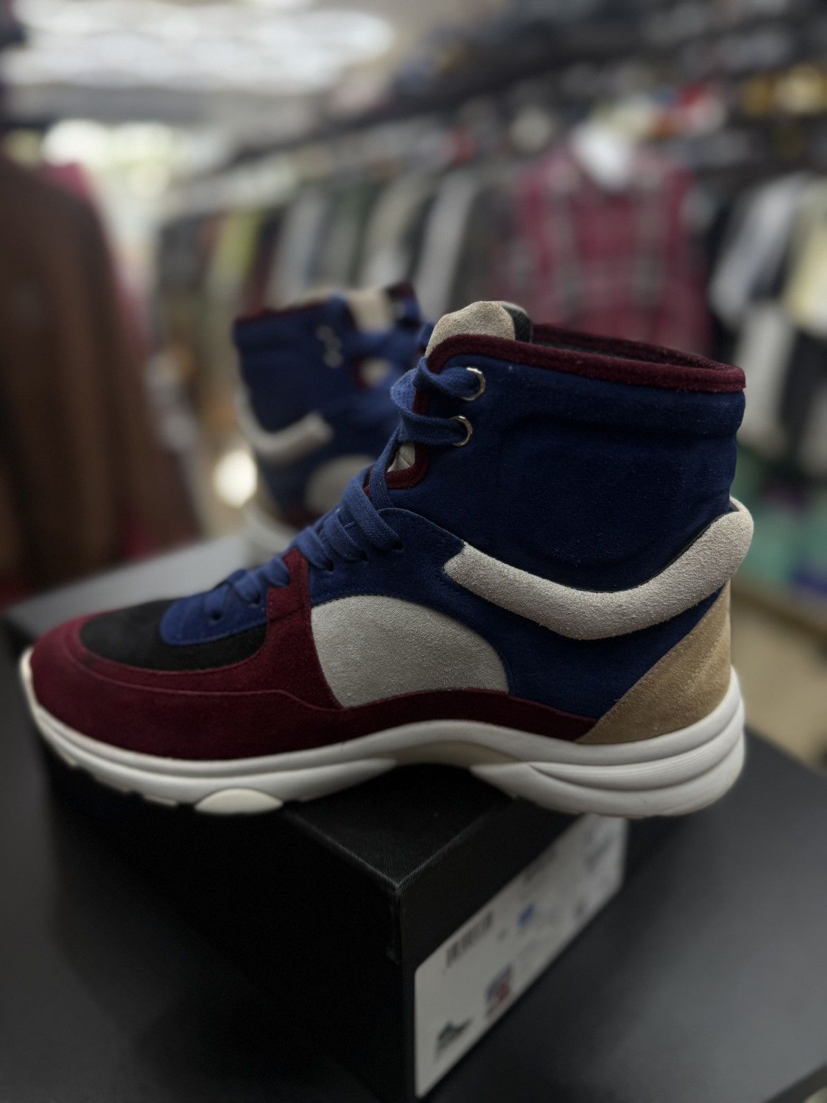 Chanel Chanel High Top Women’s Sneakers 39EU/9US (W) $1050 Size US 9 / IT 39 - 7 Thumbnail