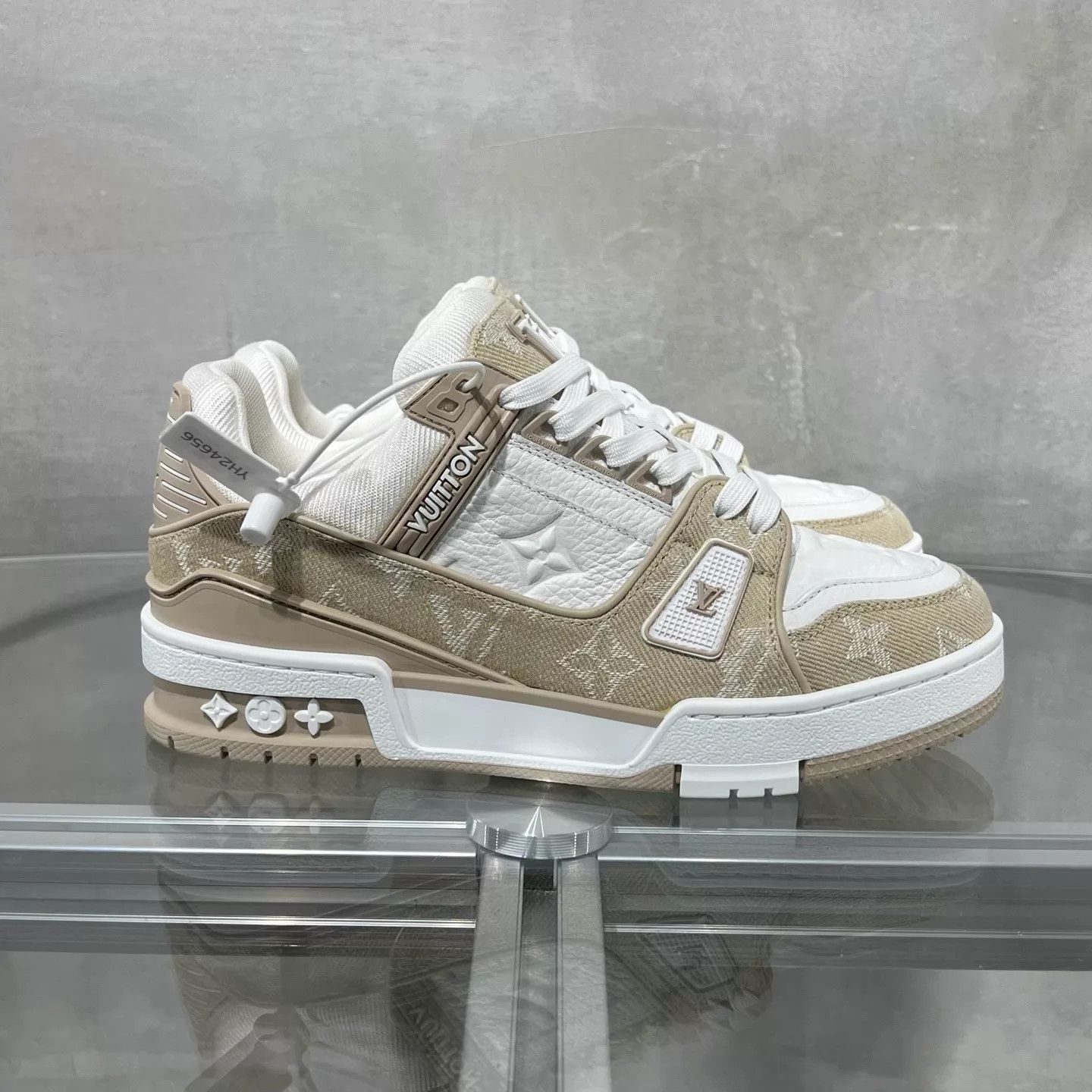Louis Vuitton LV Trainer khaki denim new boxed tried UK2.5/36.5 Size US 6 / IT 36 - 4 Thumbnail