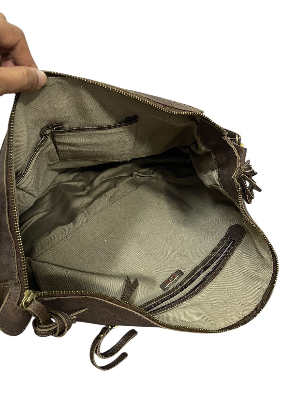 Genuine Leather Full Leather Cal’zzare Messenger Bag prada julius dior 8🟩 Size ONE SIZE - 17 Thumbnail