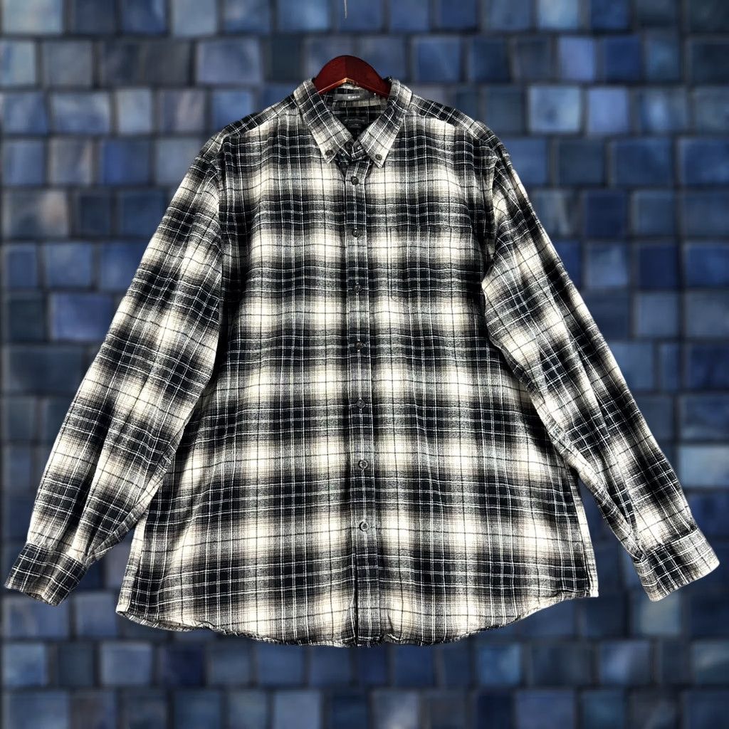 Eddie Bauer Eddie Bauer Plaid Cotton Flannel Button Down Shirt Mens TXL Relaxed Fit Pocket Size US XL / EU 56 / 4 - 1 Thumbnail