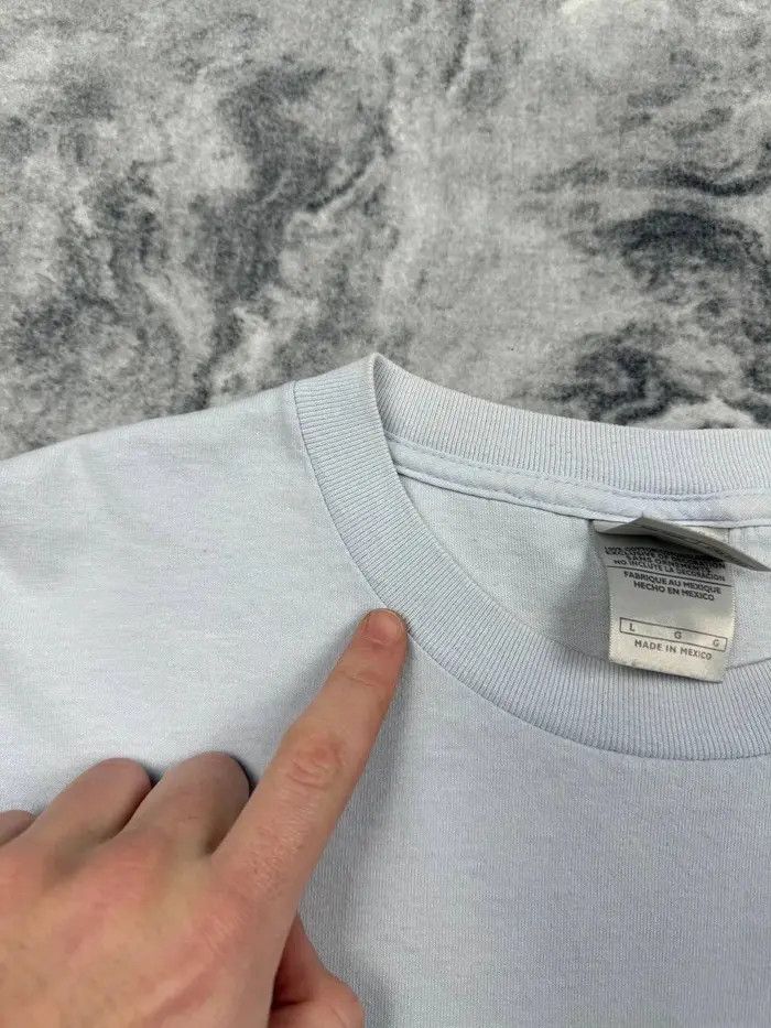 Nike Vintage Nike Big Logo T-Shirt 00s Swoosh Size US L / EU 52-54 / 3 - 21 Thumbnail