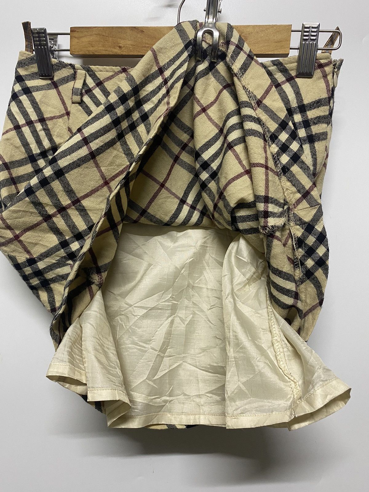 Burberry × Vintage BURBERRY London Mini Skirt Plaid Nova Check Size 26" / US 2 / IT 38 - 8 Thumbnail