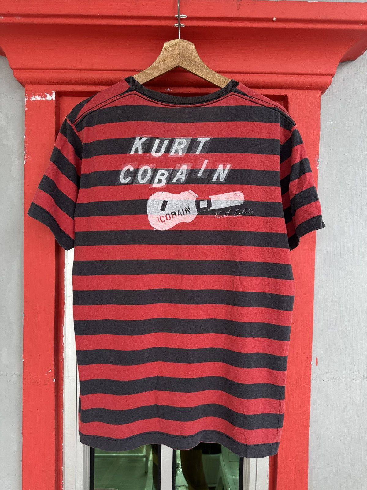 Nirvana Kurt Cobain Nirvana Grunge Stripe Tee Size US L / EU 52-54 / 3 - 1 Thumbnail