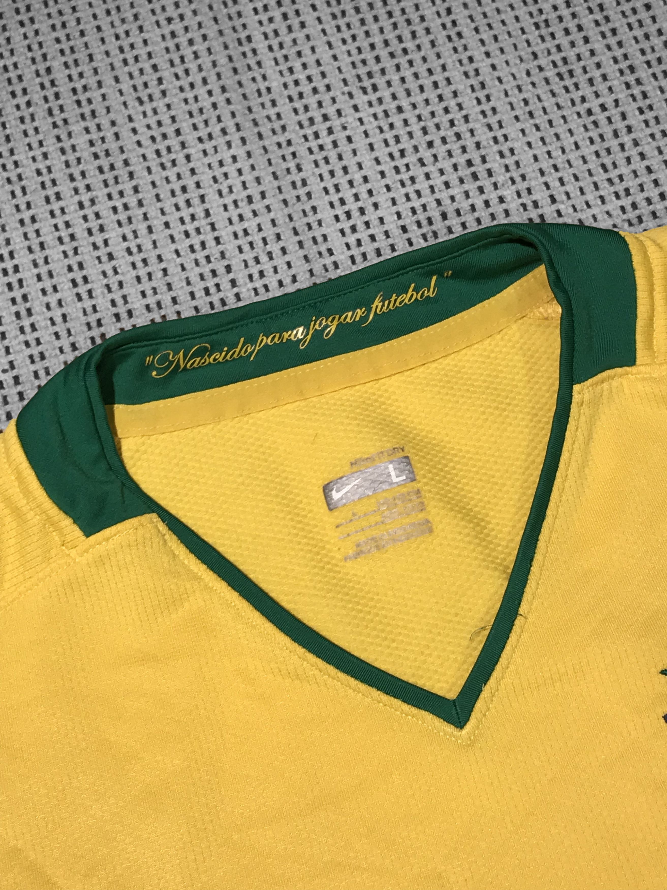 Nike NIKE women's soccer shirt vintage 08'/09' Brazil (M) Size M / US 6-8 / IT 42-44 - 5 Thumbnail