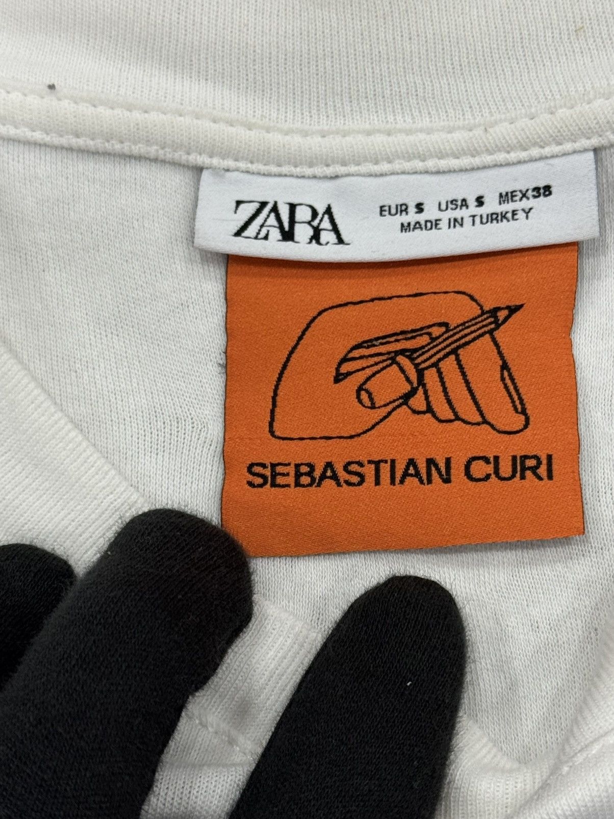 Zara ZARA × Sebastian Curi Graphic – Hand Illustration Print Size US S / EU 44-46 / 1 - 6 Thumbnail