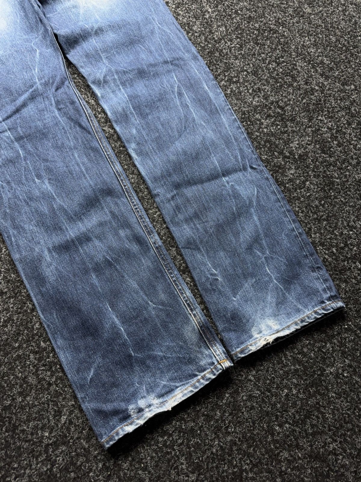 G-Star Vntg 00s G-Star RAW Y2K Faded Zip Pocket Rock Denim Jeans Size US 32 / EU 48 - 15 Thumbnail