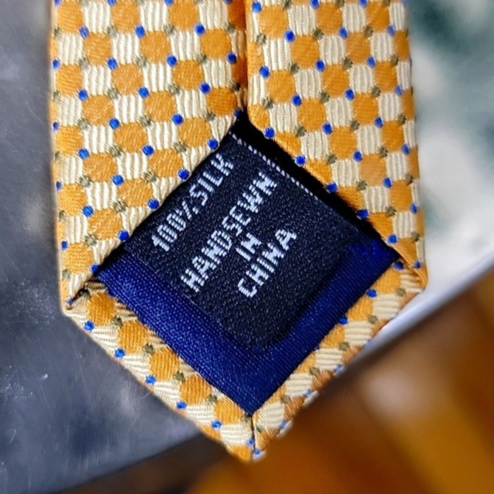 Jos. A. Bank Jos A. Bank Yellow Gold Silk Neck Tie size 3.5" Geometric Size ONE SIZE - 9 Thumbnail