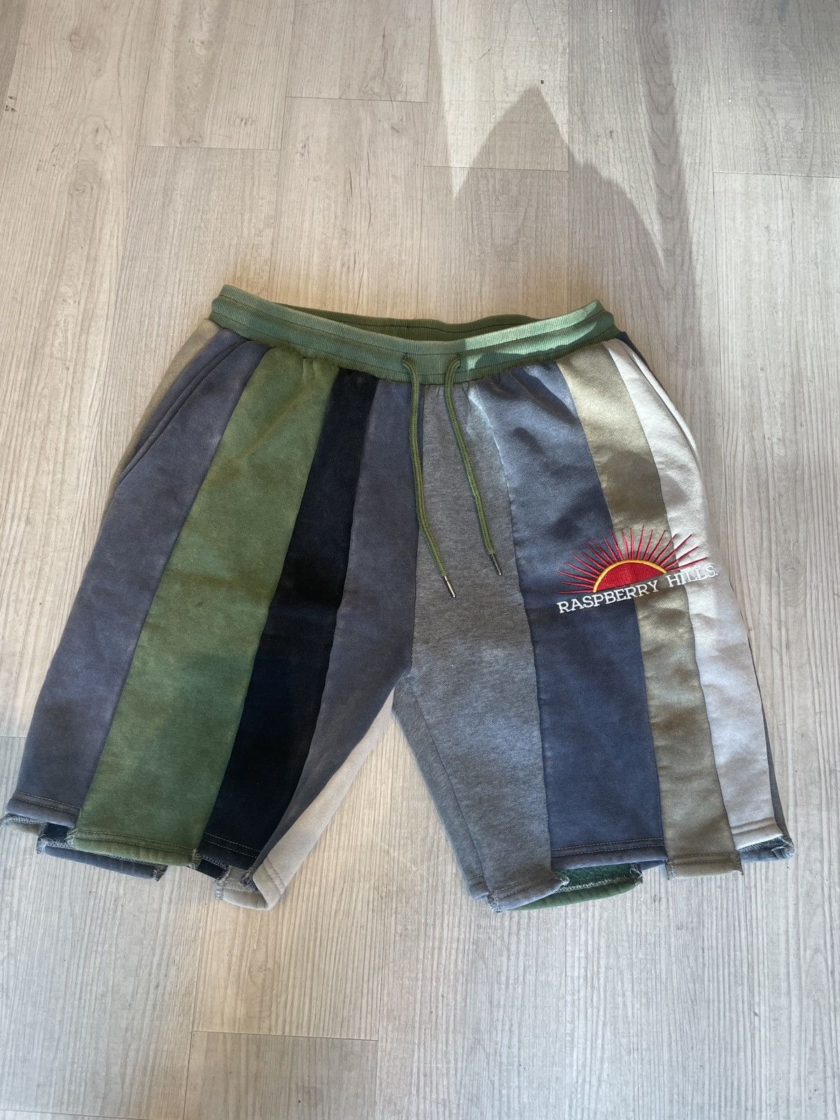 The Gvgallery Bonsai Shorts S