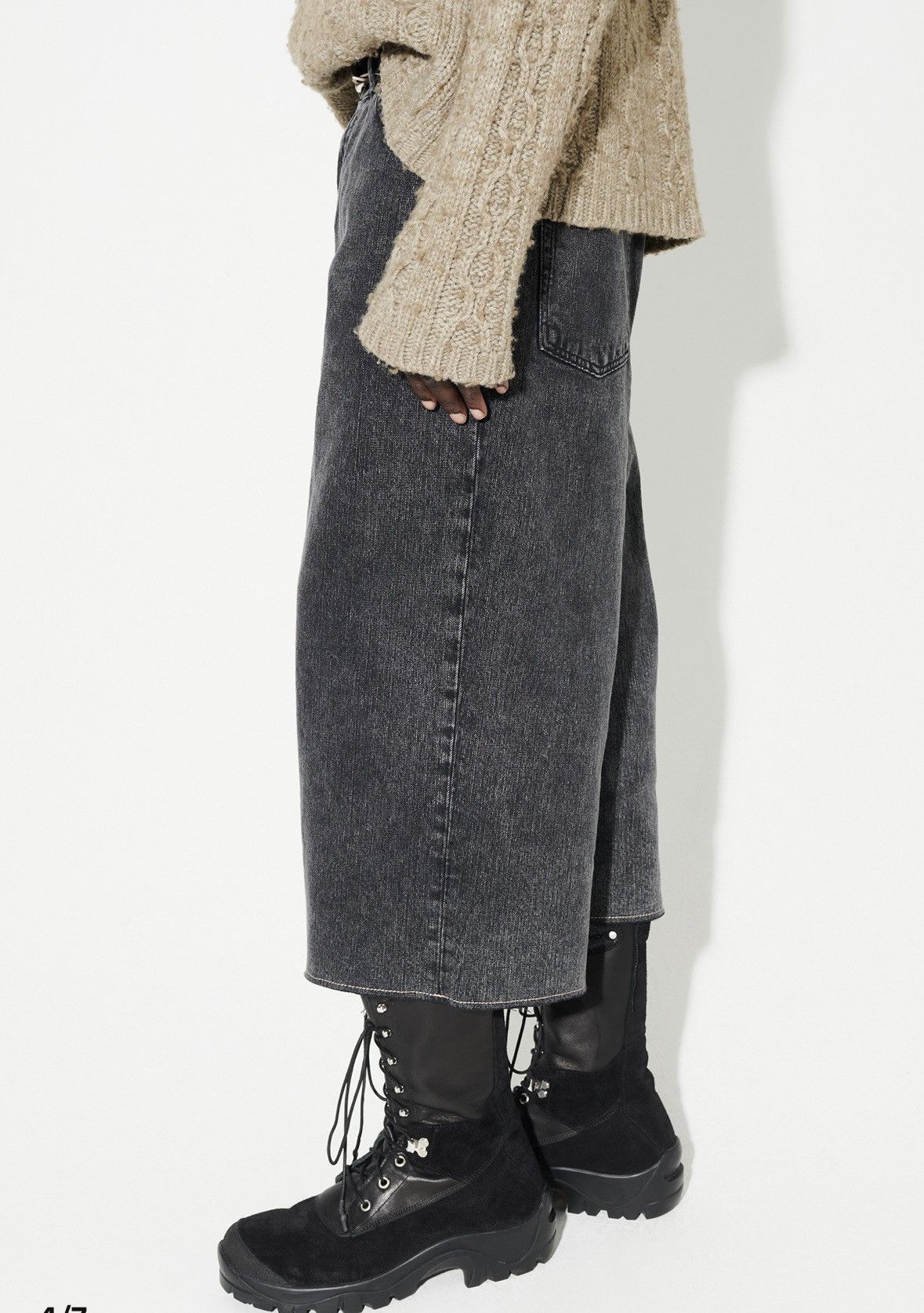 パンツ OUR LEGACY CAPRI CUT OVERDYED BLACK 48 Our Legacy - Capri