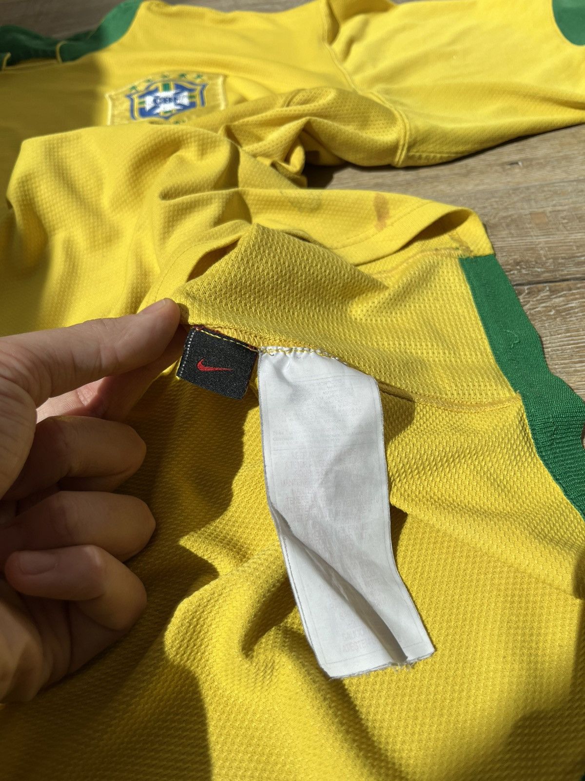 Nike VINTAGE NIKE BRASIL 2006 JERSEY Y2K Size US L / EU 52-54 / 3 - 9 Thumbnail