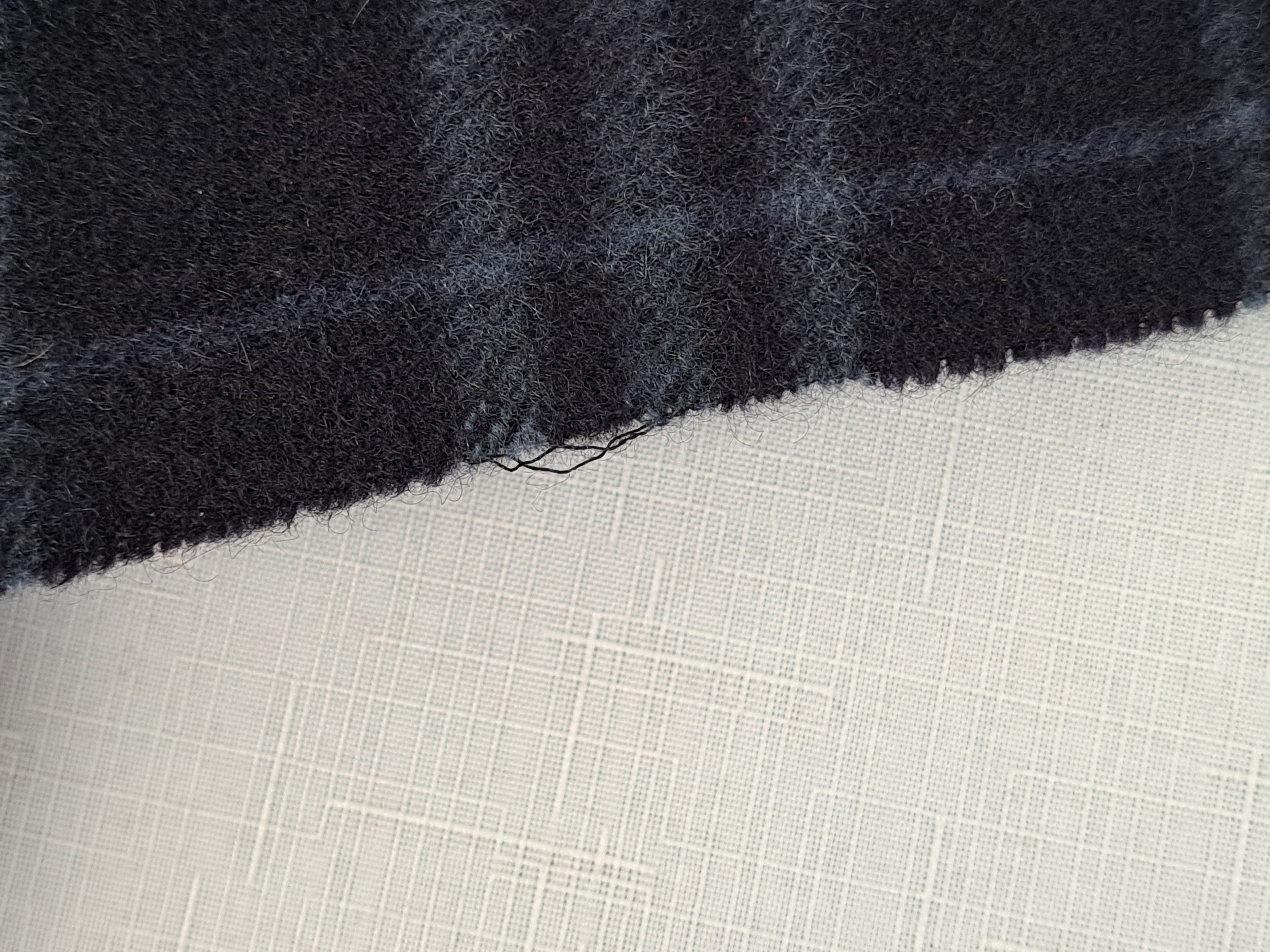 Burberry Vintage BURBERRY cashmere scarf. Made in England. Size ONE SIZE - 8 Thumbnail