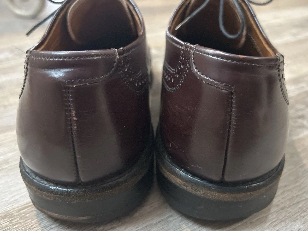 Allen Edmonds Allen Edmonds Lloyd Leather Wingtip Oxfords Burgundy Size 9 Size US 9 / EU 42 - 7 Thumbnail
