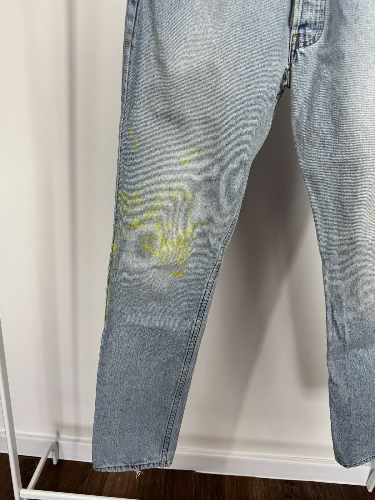Levi's Levi’s Made in USA Distressed Light Blue Jeans Vintage W31 Size US 31 - 11 Thumbnail