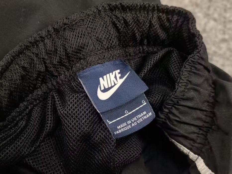 Nike Nike Track Vintage Pants Swoosh Y2K Drill Joggers Rare Size US 34 / EU 50 - 16 Thumbnail