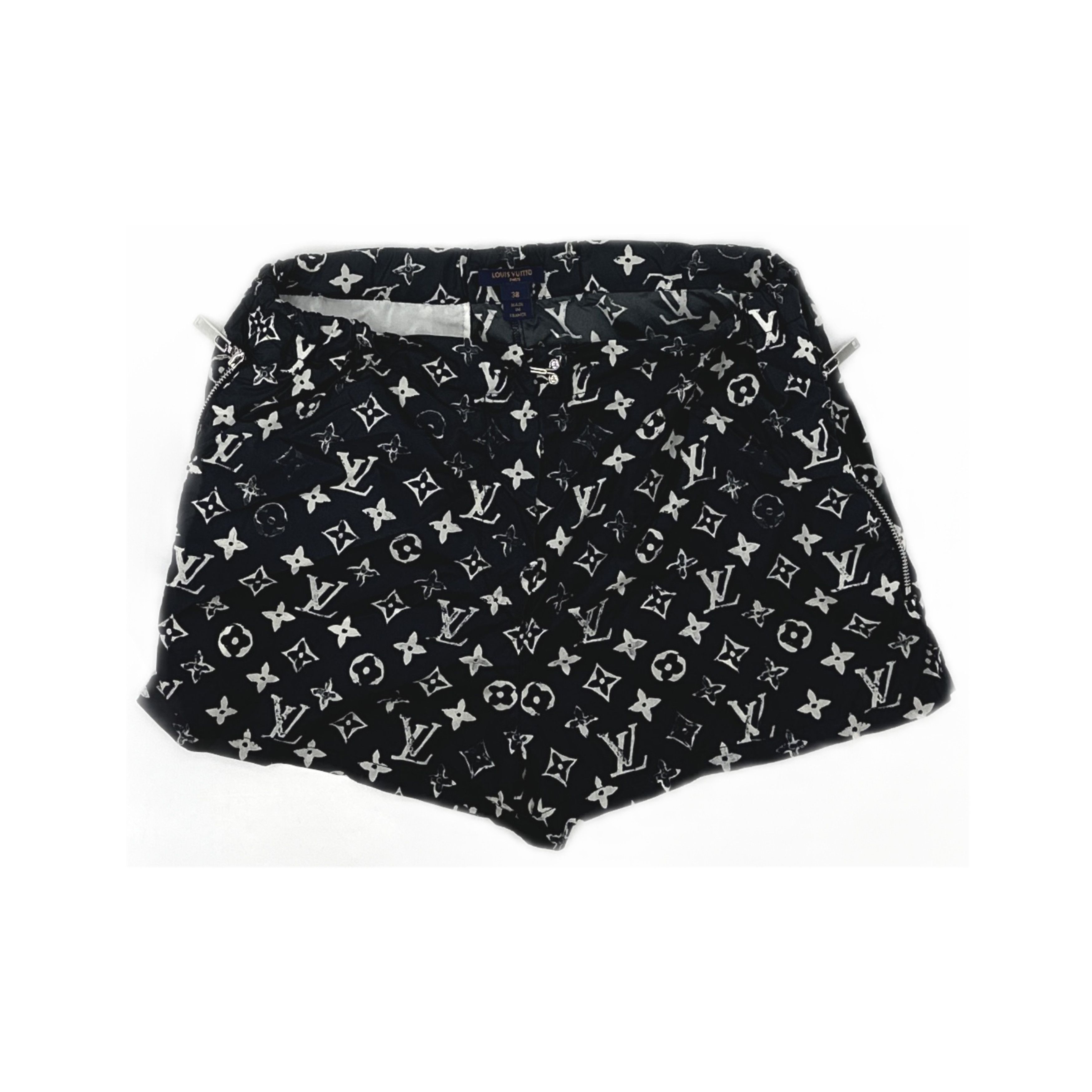 Louis Vuitton Louis Vuitton Monogram Print Shorts Size 38 Size 27" / US 4 / IT 40 - 1 Thumbnail