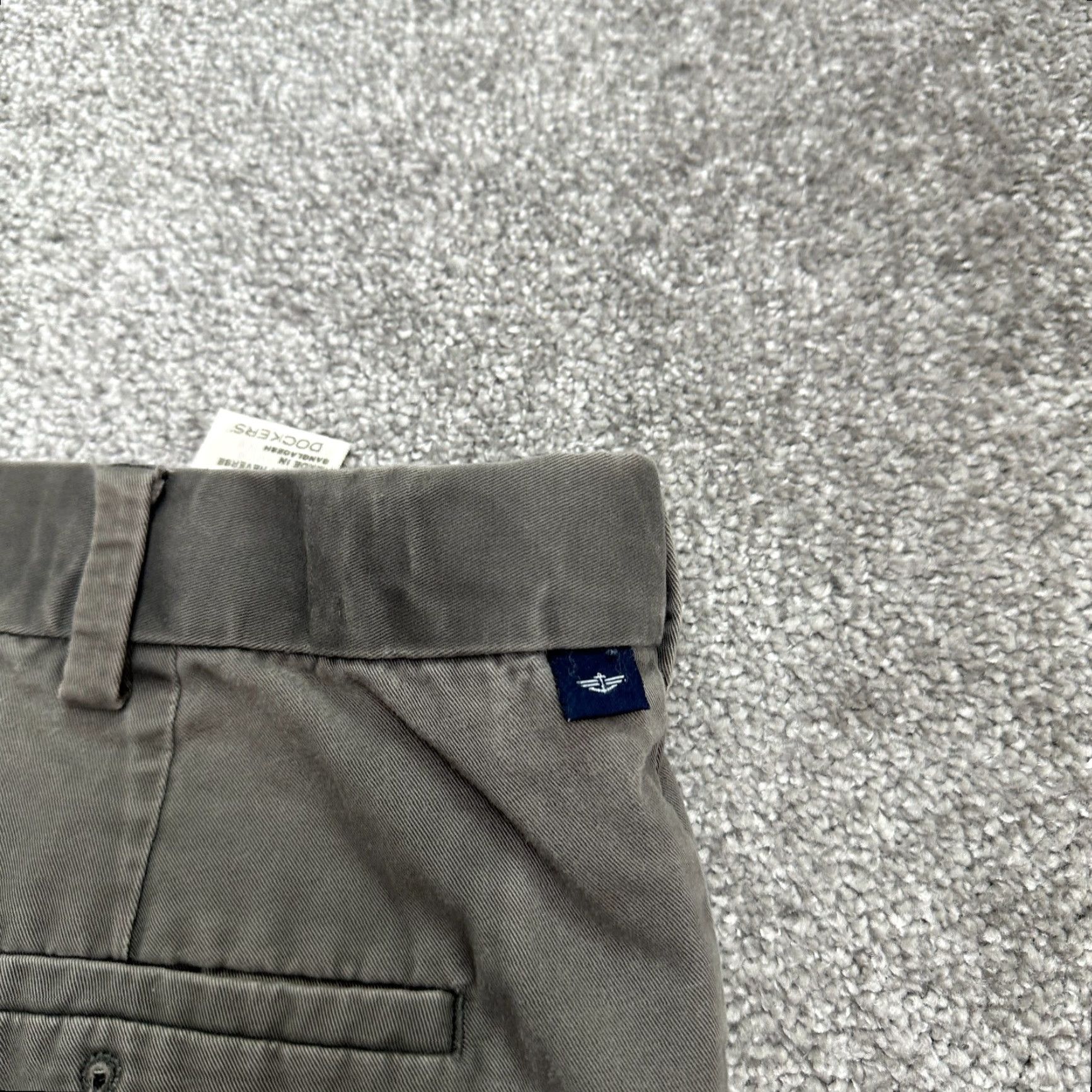Dockers DOCKERS Classic Fit Chino Pants Mens 40x32 Black Straight Leg Flat Front Cotton Pants Mens Regular 40 Black Size US 40 / EU 56 - 5 Thumbnail